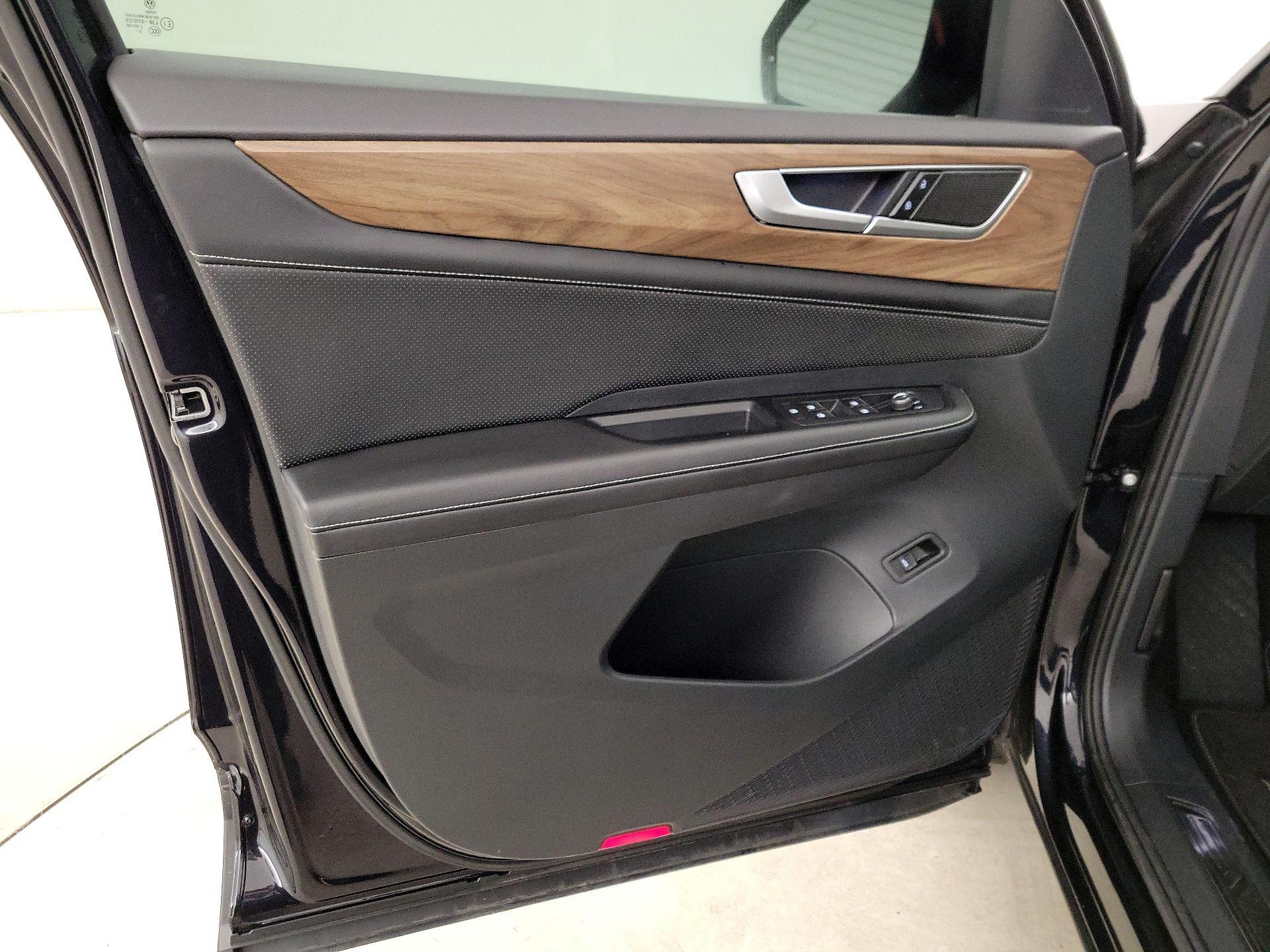 Thumbnail: 2024 Volkswagen Atlas - 12