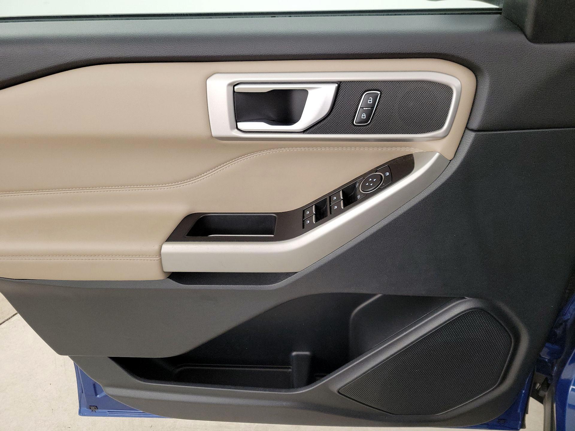 Thumbnail: 2021 Ford Explorer - 12