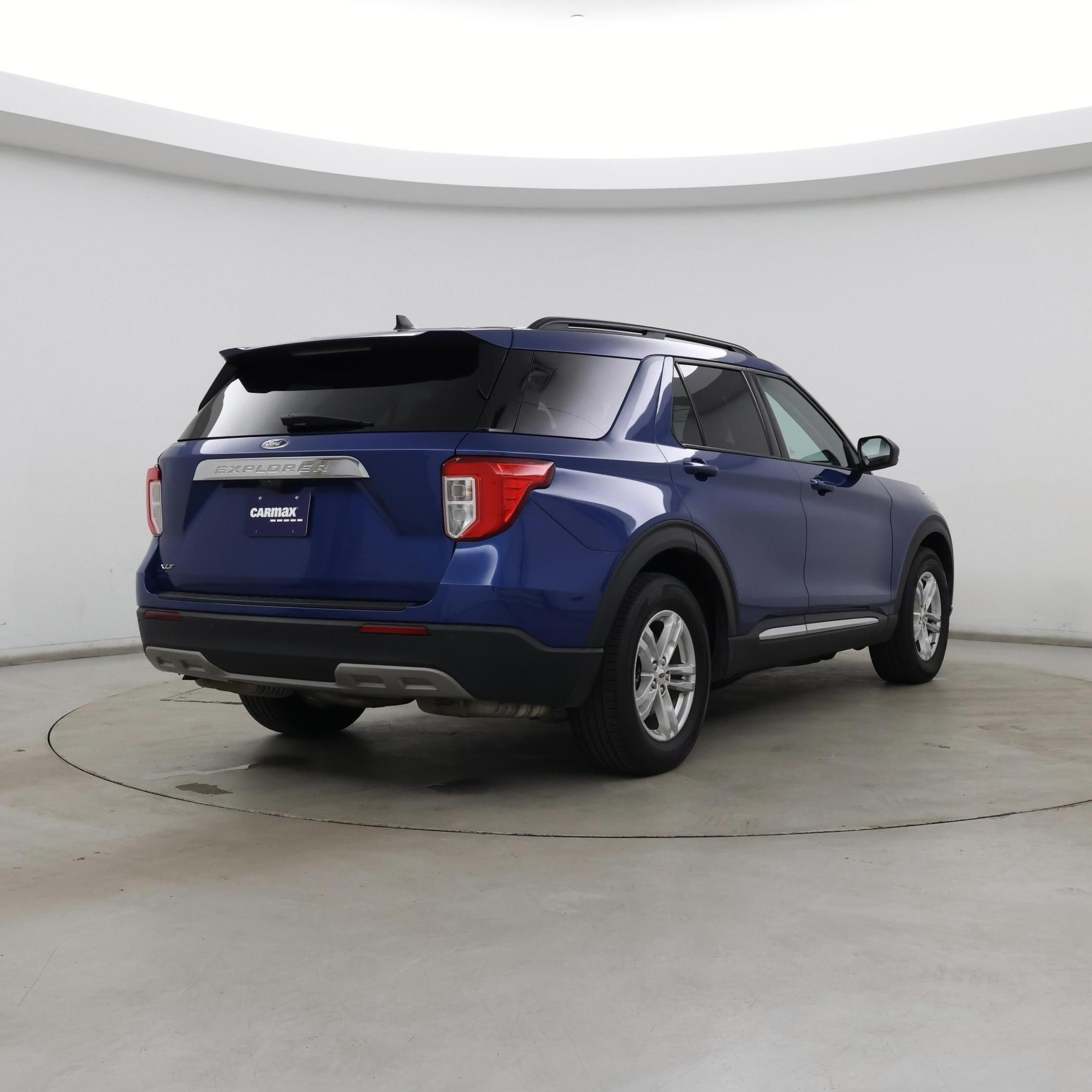 Thumbnail: 2021 Ford Explorer - 8