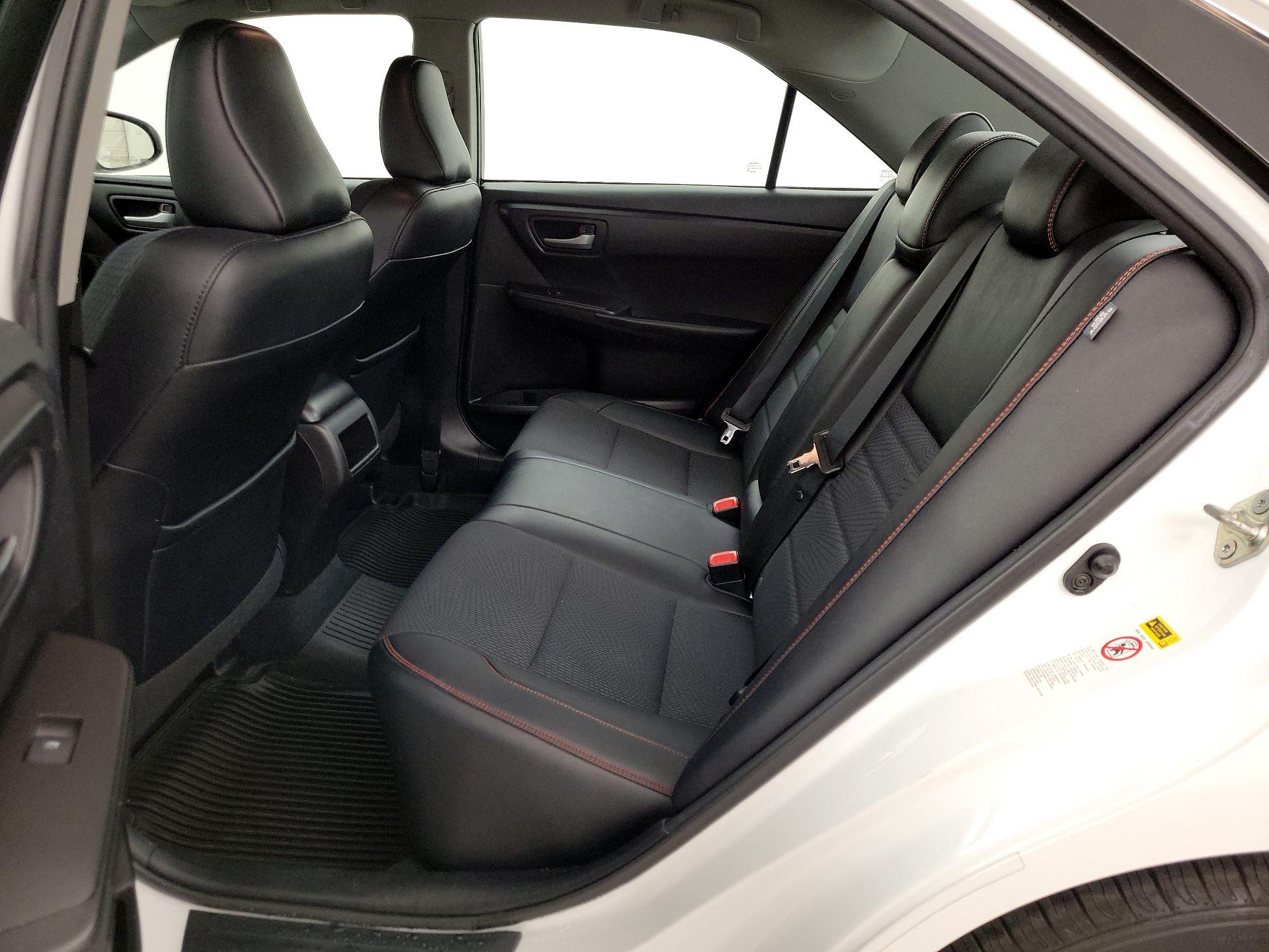 Thumbnail: 2017 Toyota Camry - 19