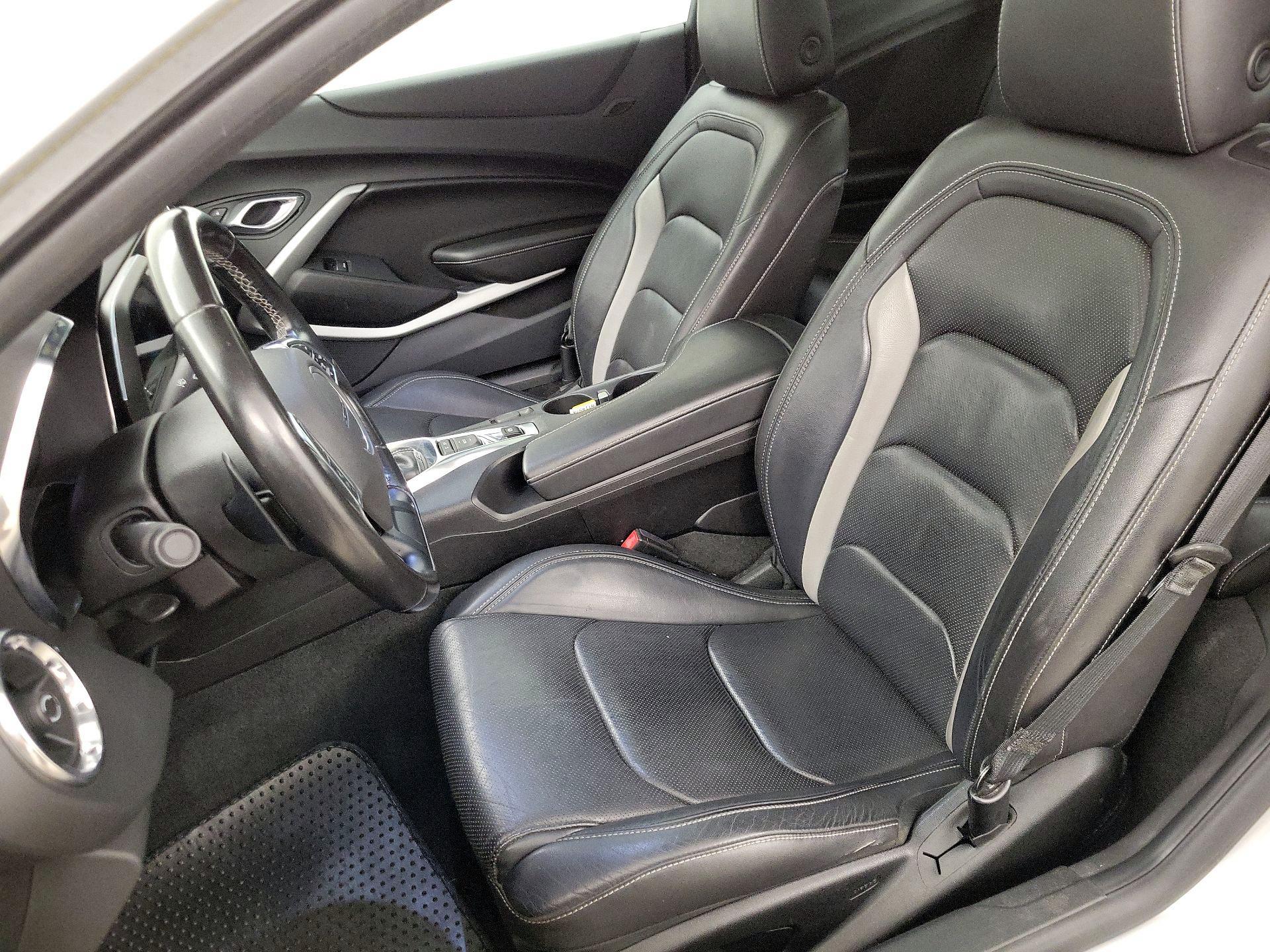 Thumbnail: 2018 Chevrolet Camaro - 11