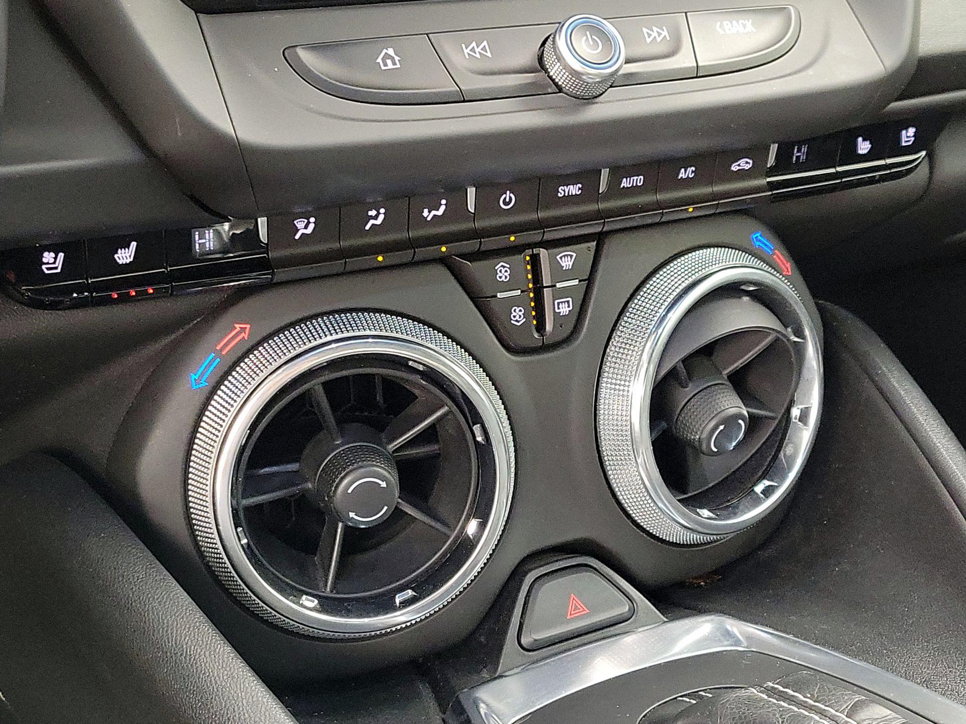 Thumbnail: 2018 Chevrolet Camaro - 15