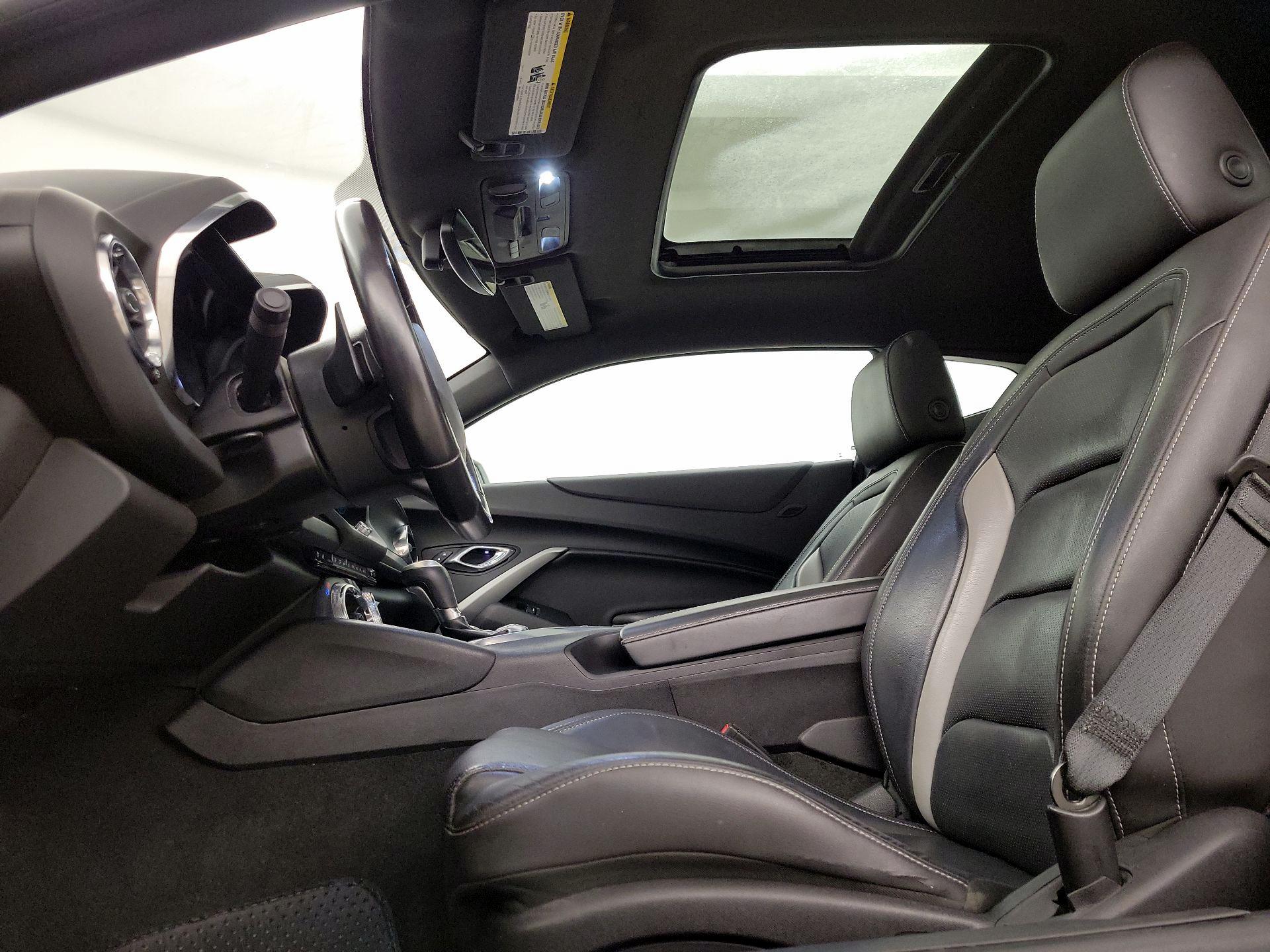 Thumbnail: 2018 Chevrolet Camaro - 18