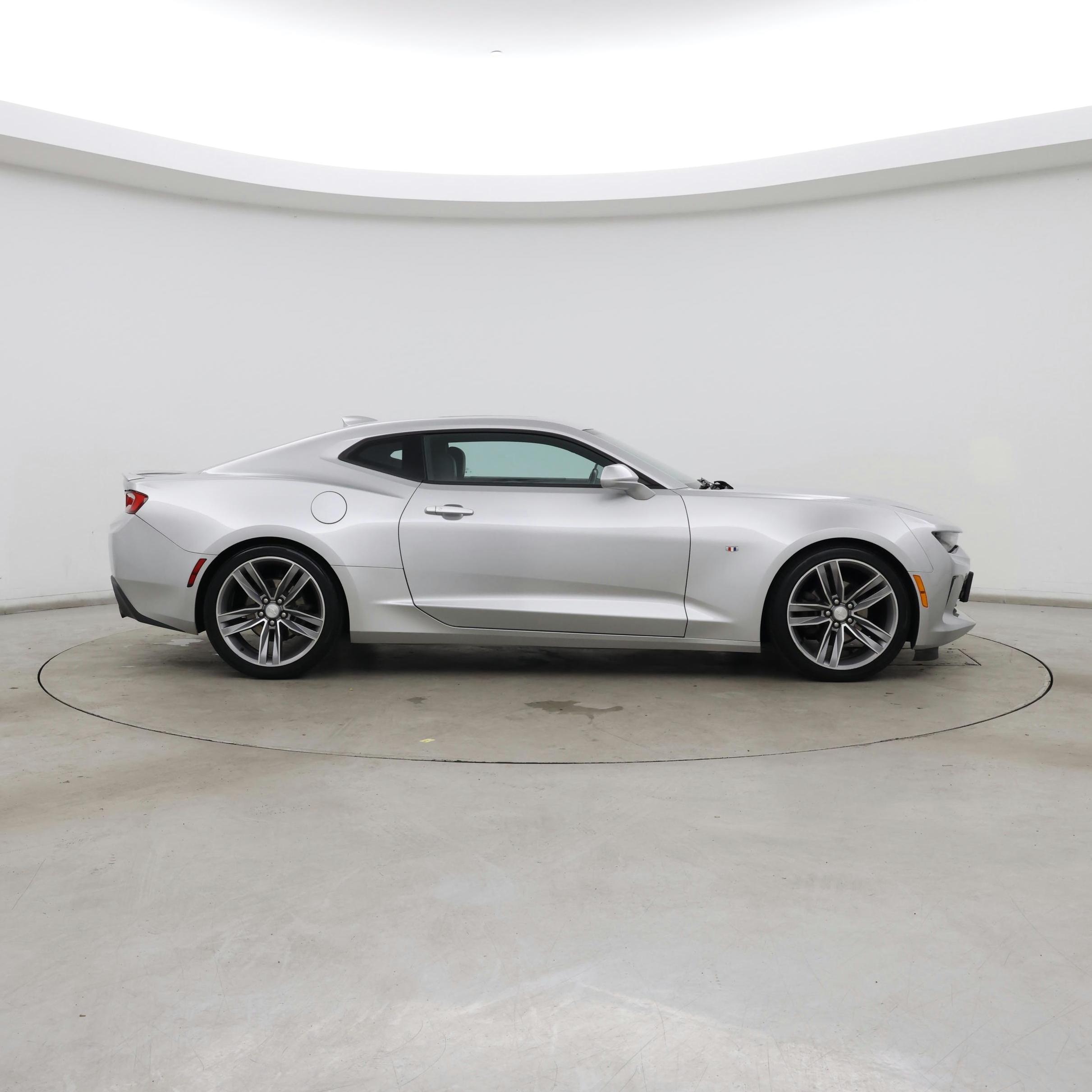 Thumbnail: 2018 Chevrolet Camaro - 7