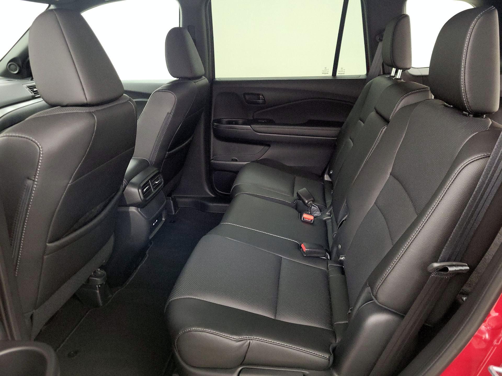 Thumbnail: 2025 Honda Passport - 20