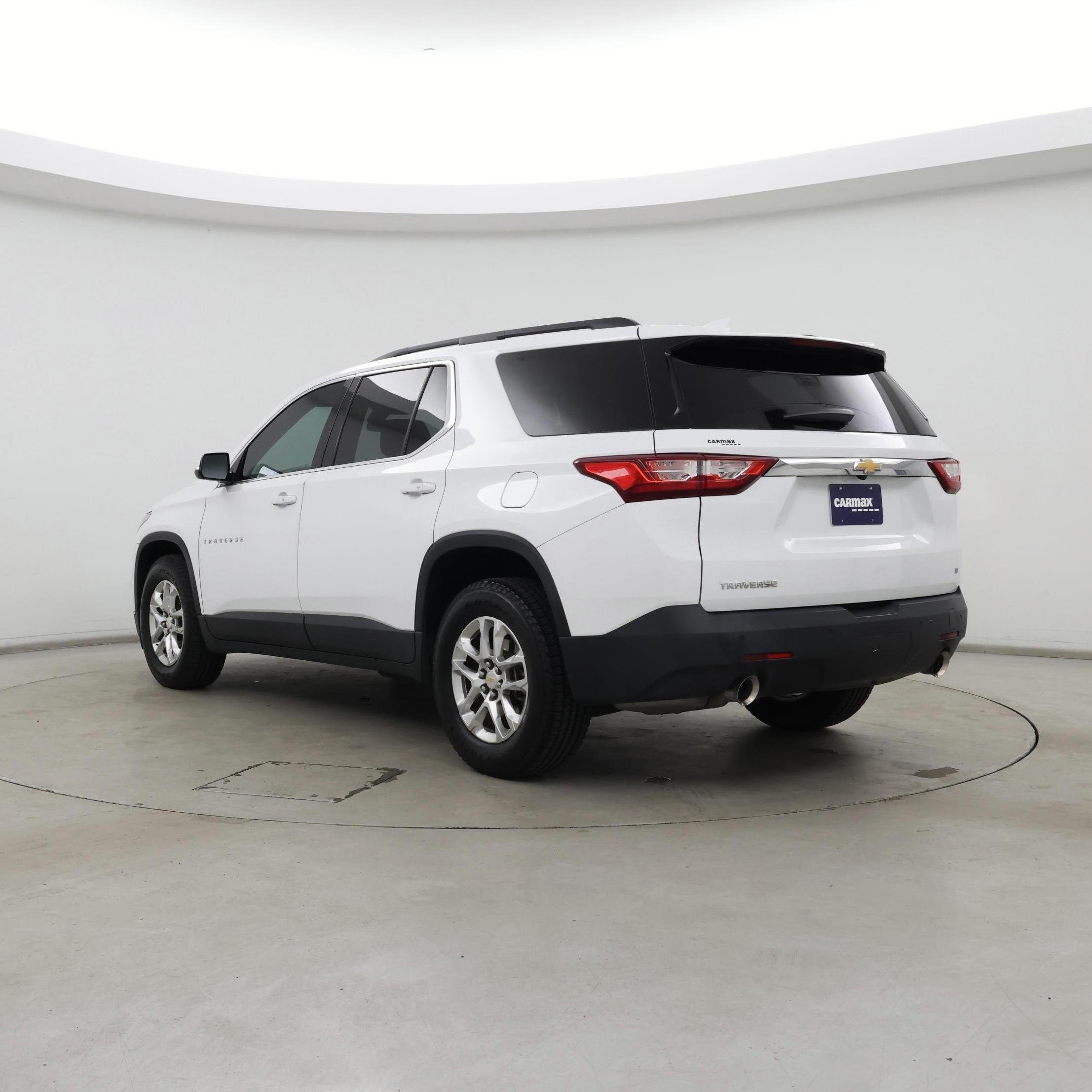 Thumbnail: 2019 Chevrolet Traverse - 2