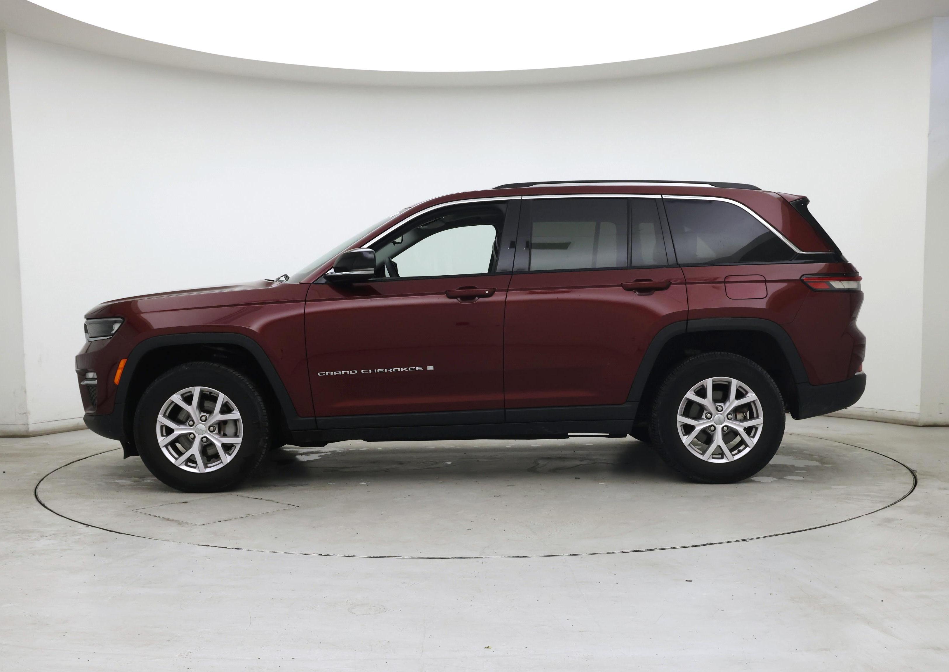 Thumbnail: 2022 Jeep Grand Cherokee - 3