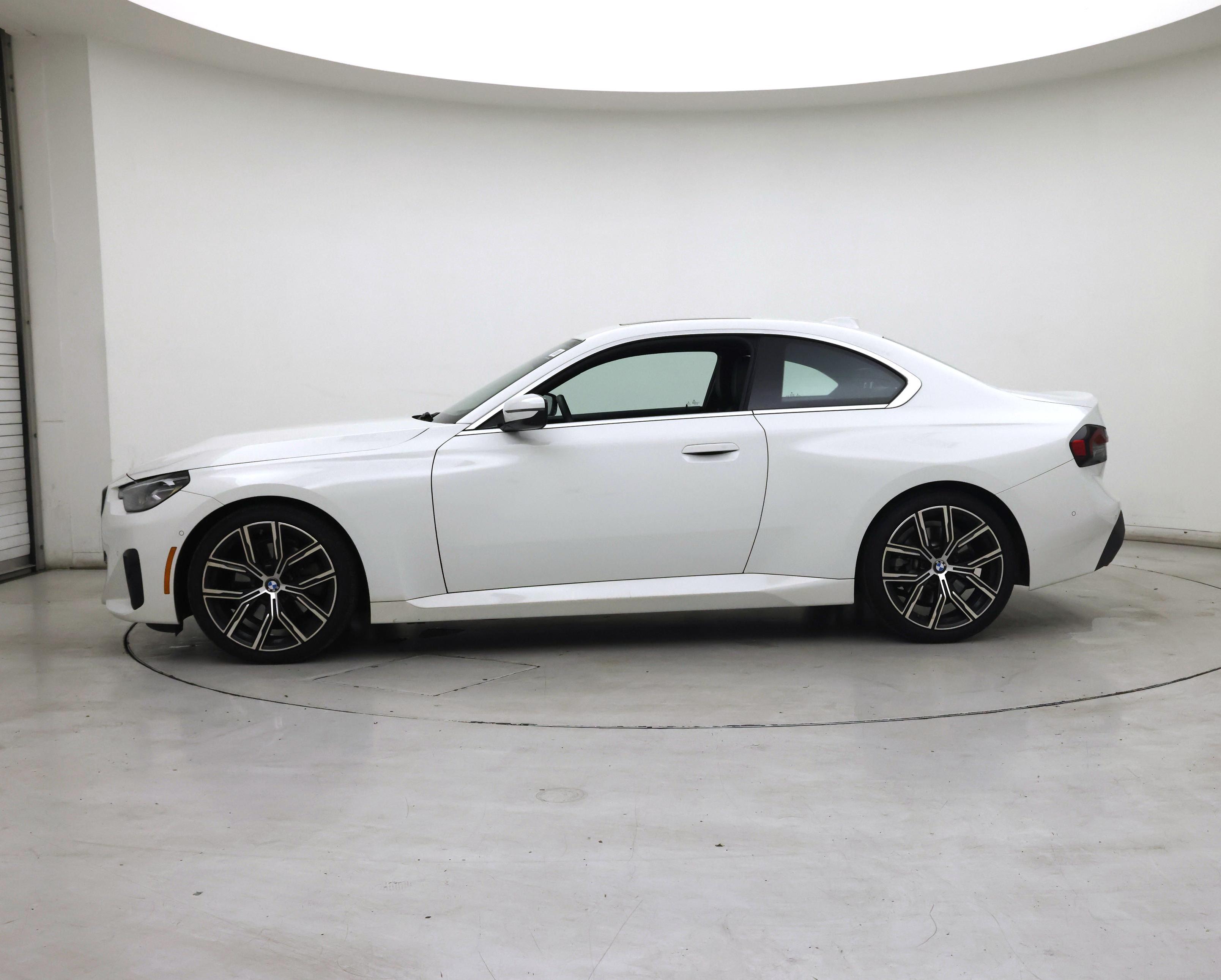 Thumbnail: 2022 BMW 2 Series - 3