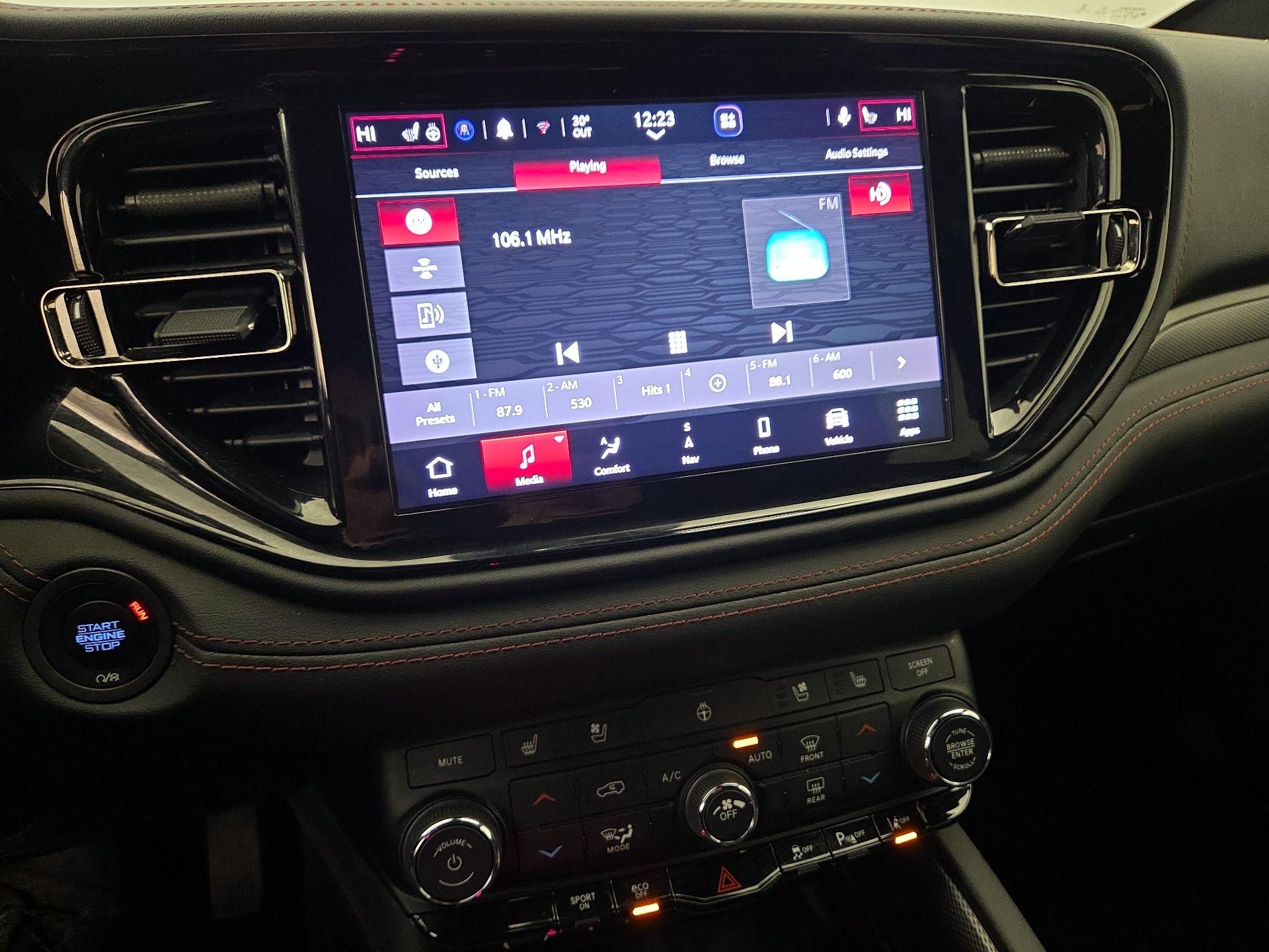 Thumbnail: 2022 Dodge Durango - 15