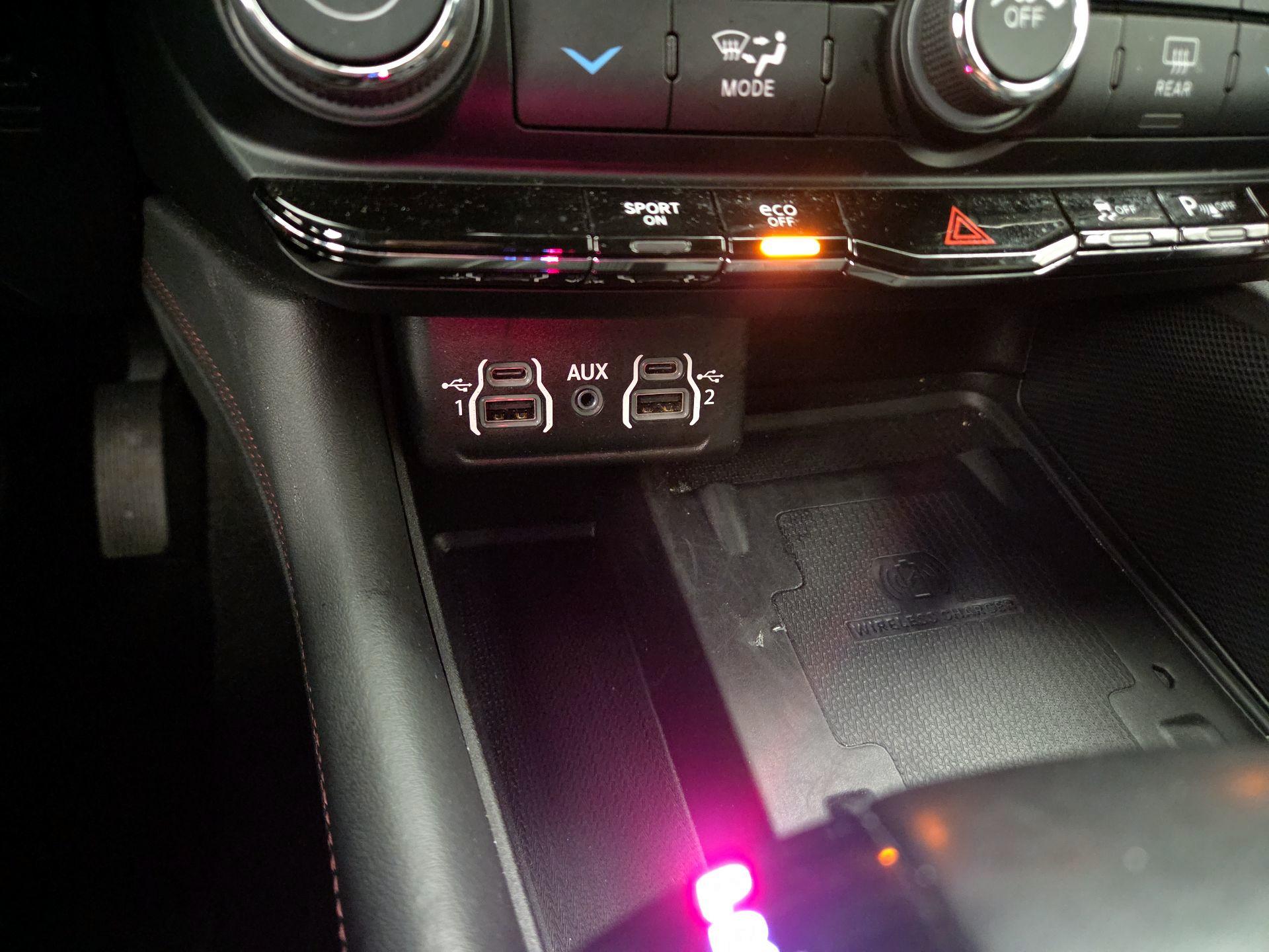 Thumbnail: 2022 Dodge Durango - 18