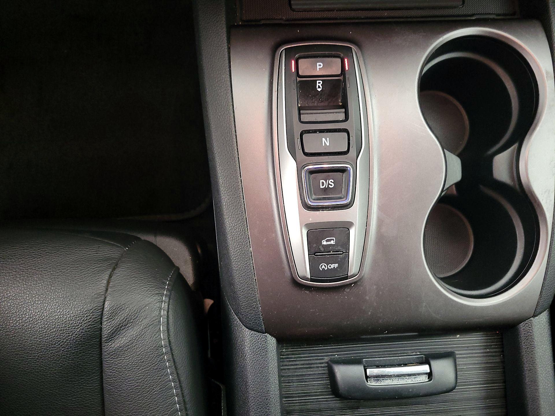 Thumbnail: 2022 Honda Pilot - 17