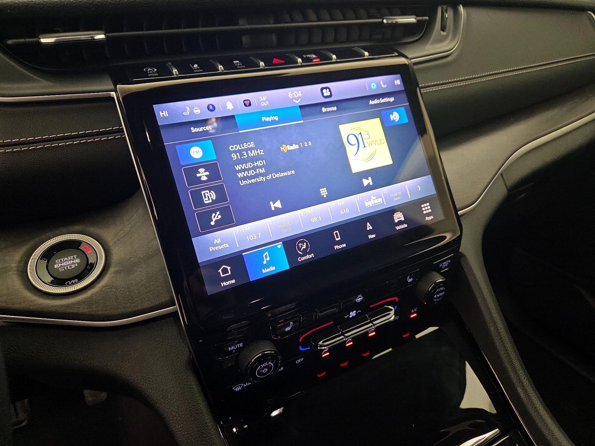 Thumbnail: 2023 Jeep Grand Cherokee - 15