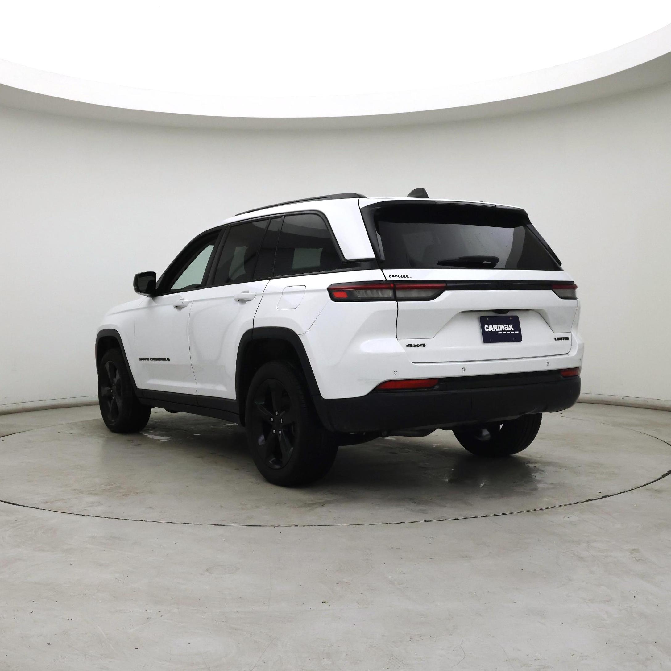 Thumbnail: 2023 Jeep Grand Cherokee - 2