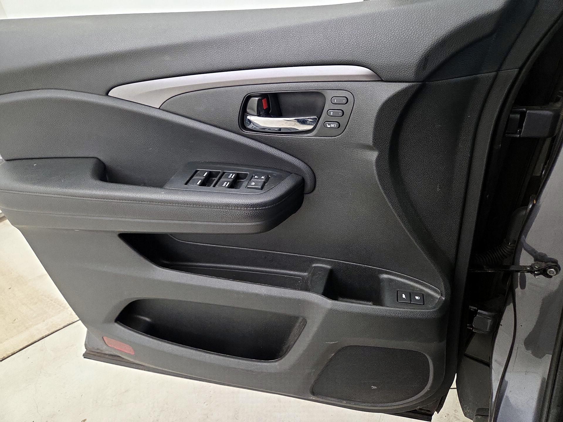 Thumbnail: 2022 Honda Pilot - 12