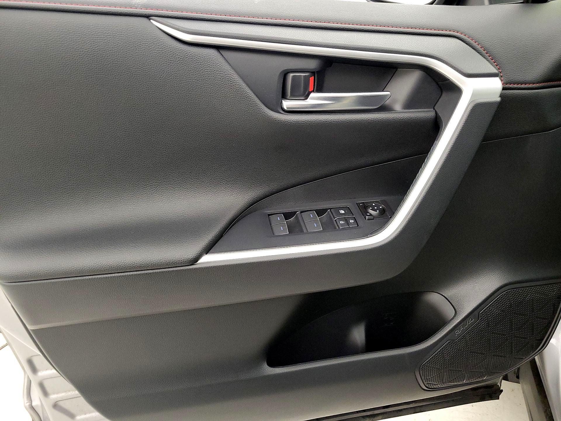 Thumbnail: 2023 Toyota RAV4 - 12