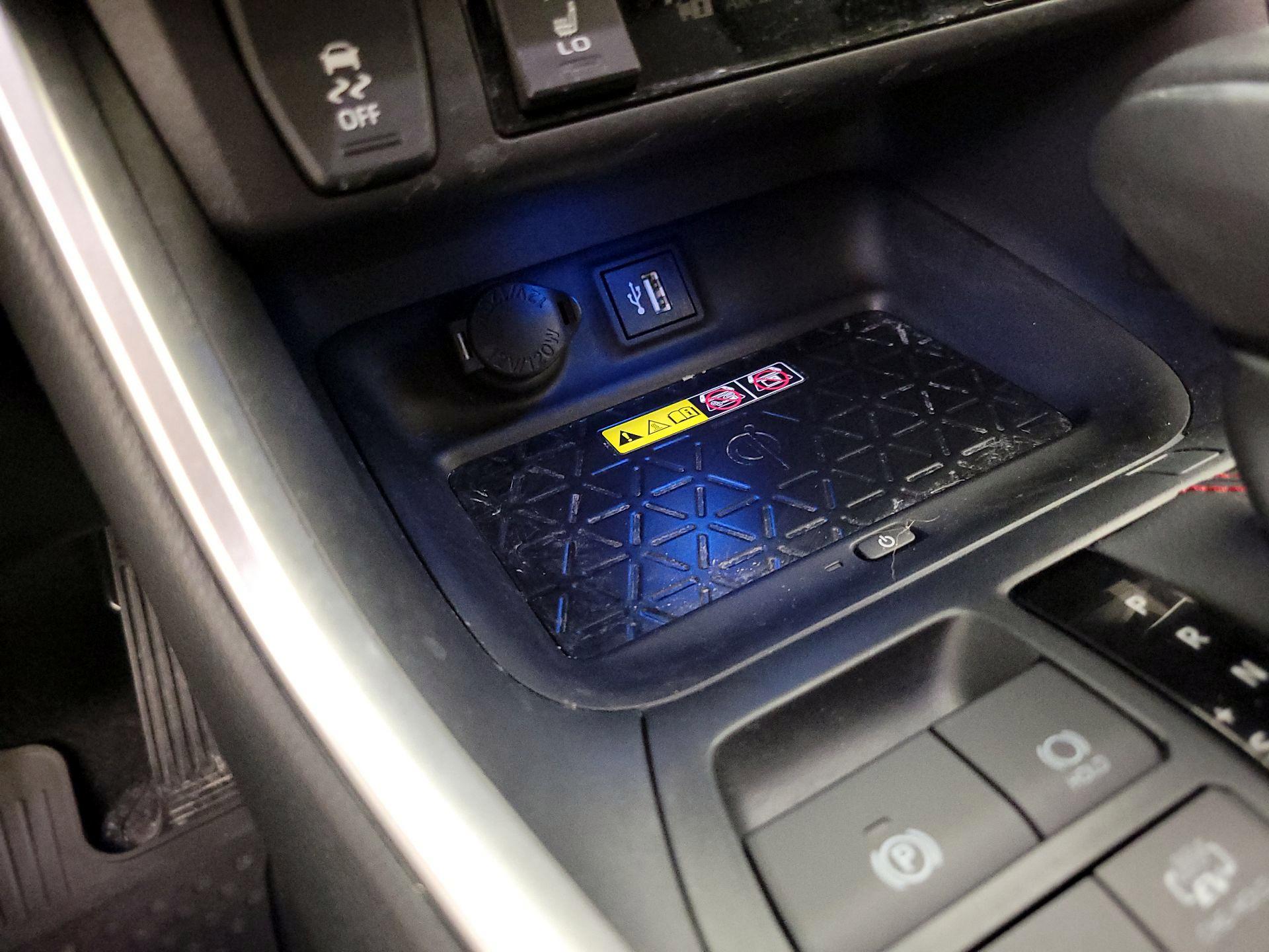 Thumbnail: 2023 Toyota RAV4 - 18