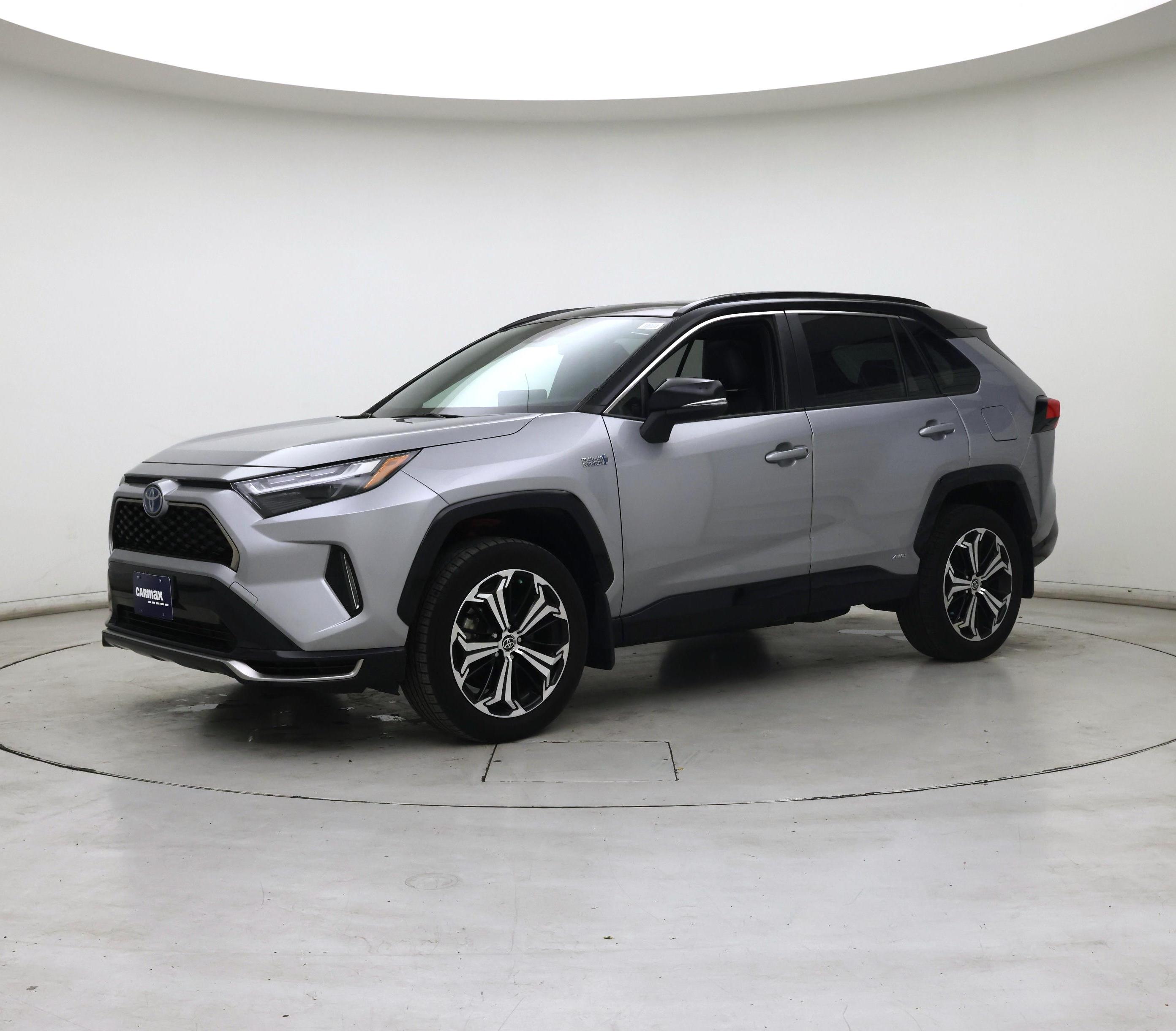 Thumbnail: 2023 Toyota RAV4 - 3