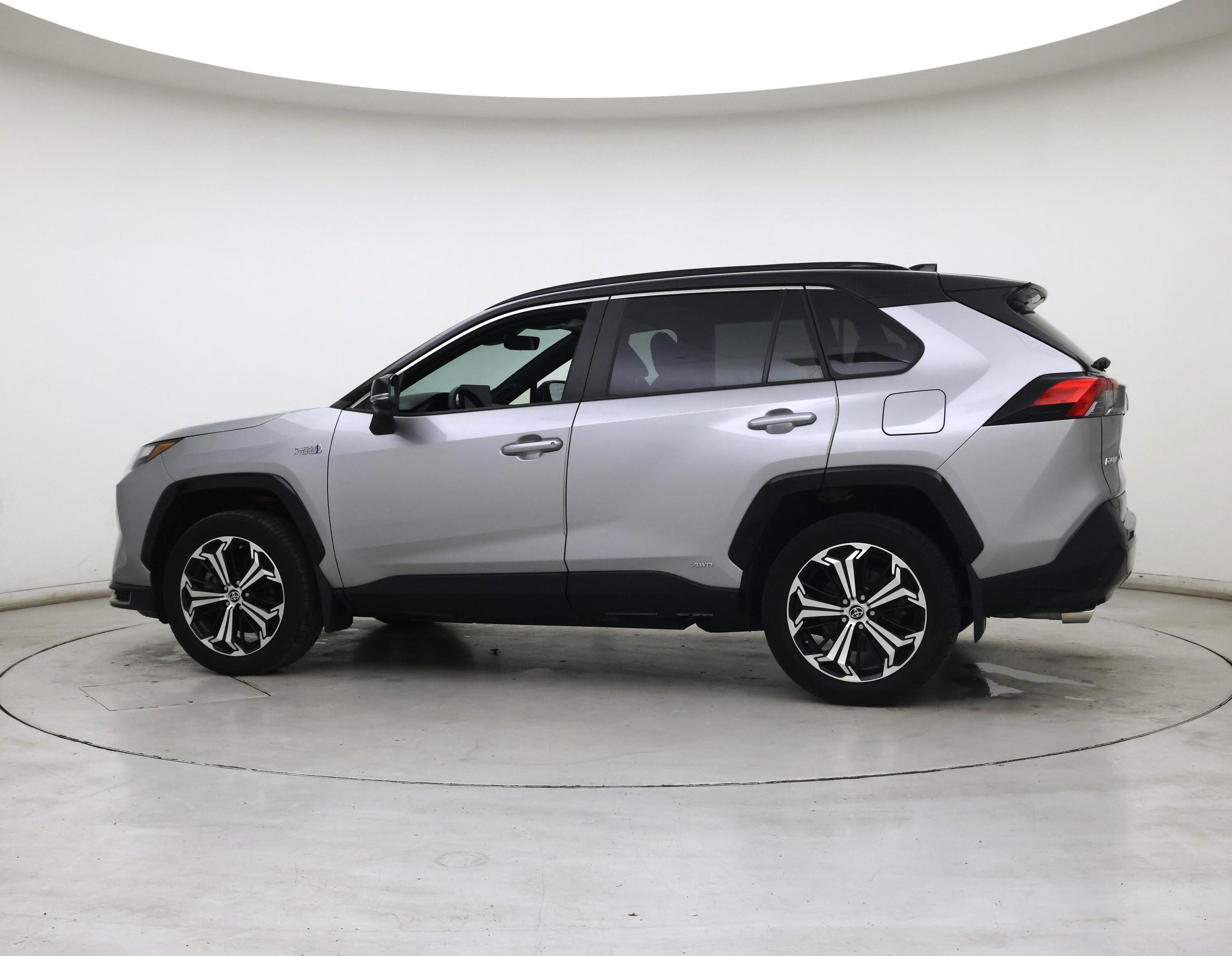 Thumbnail: 2023 Toyota RAV4 - 6