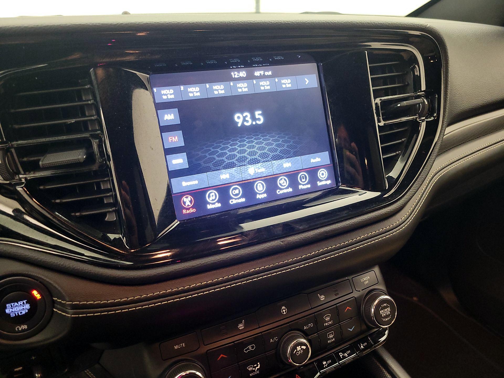 Thumbnail: 2022 Dodge Durango - 15