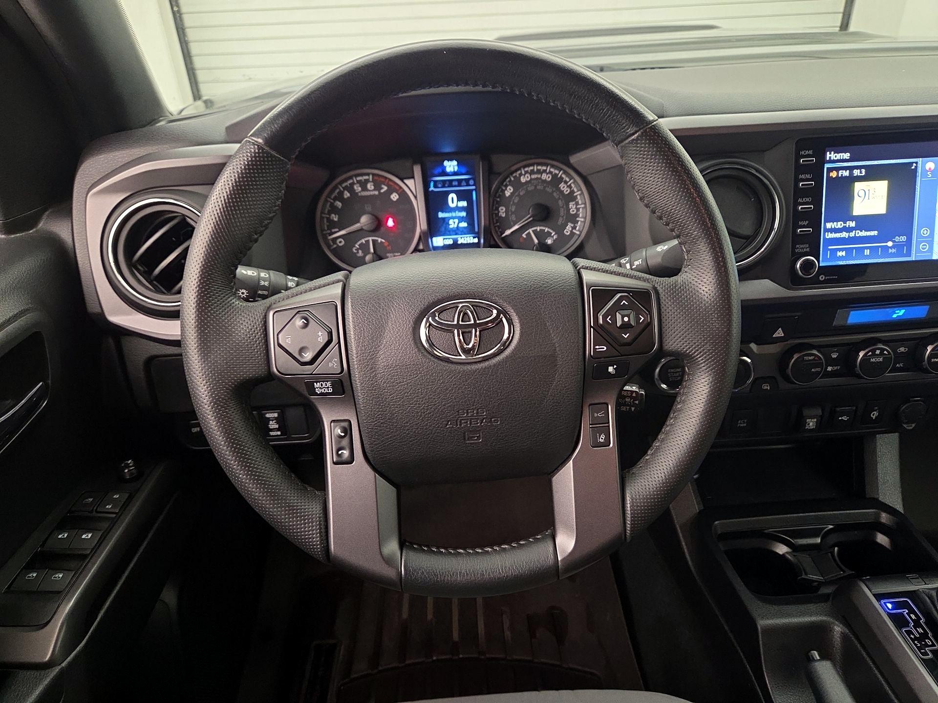 Thumbnail: 2022 Toyota Tacoma - 10