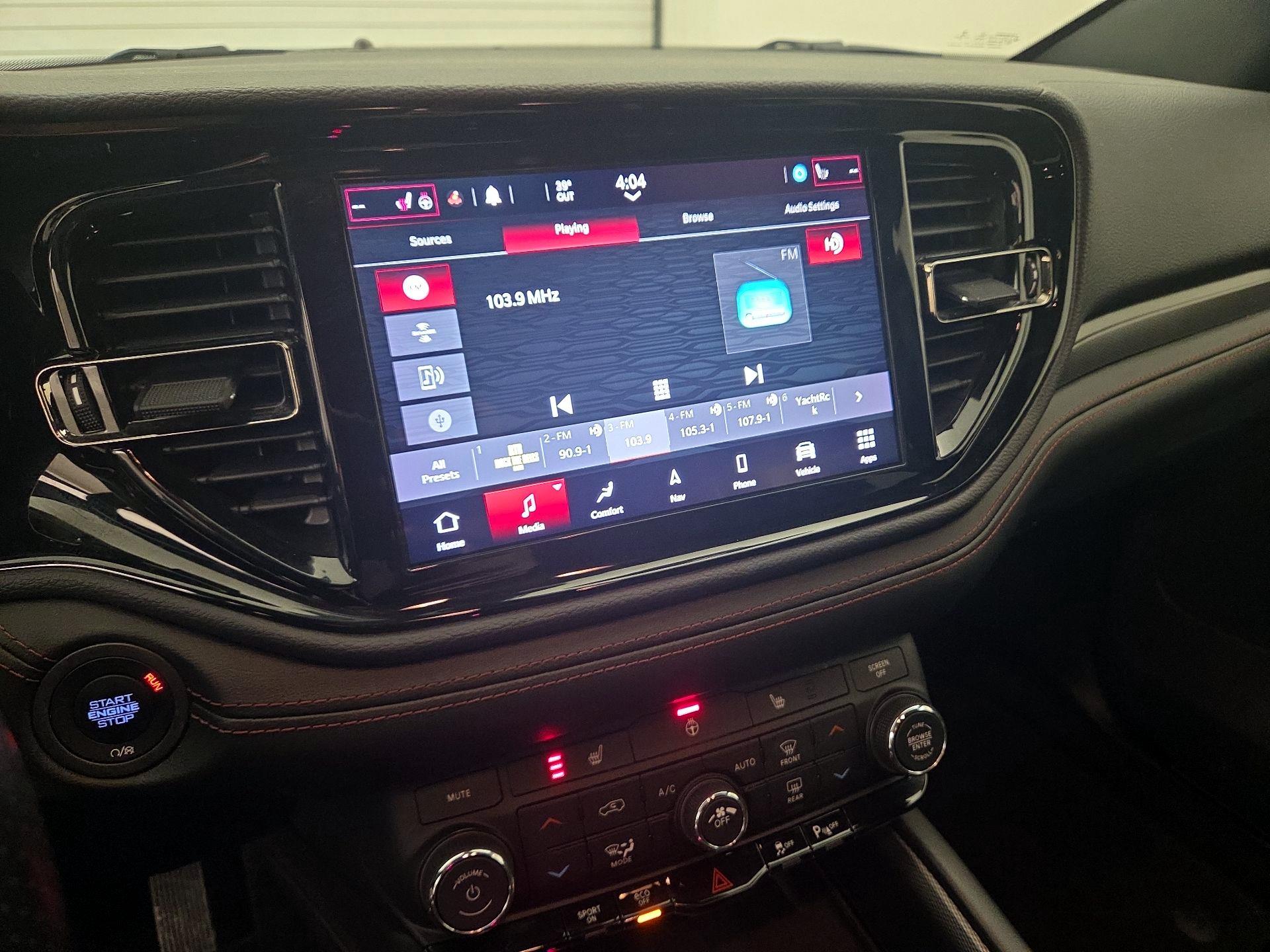 Thumbnail: 2022 Dodge Durango - 15