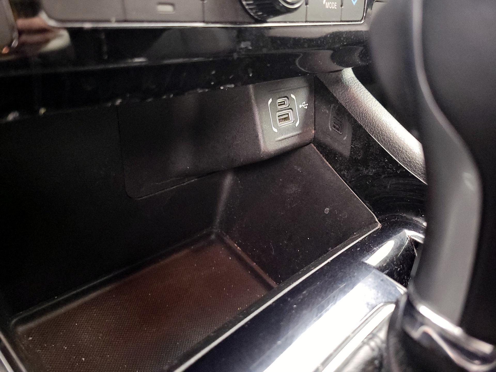 Thumbnail: 2023 Jeep Compass - 18