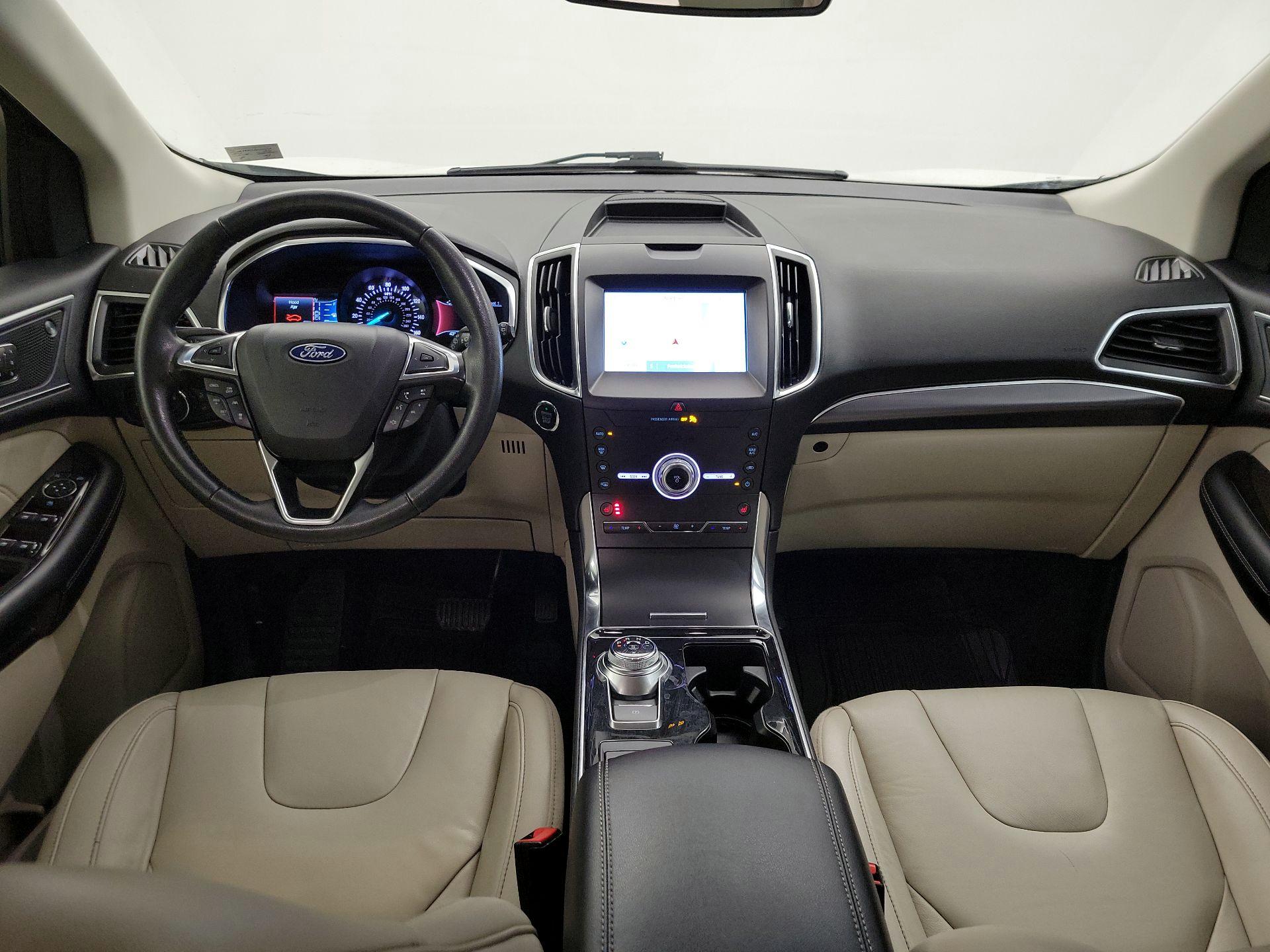 Thumbnail: 2020 Ford Edge - 9