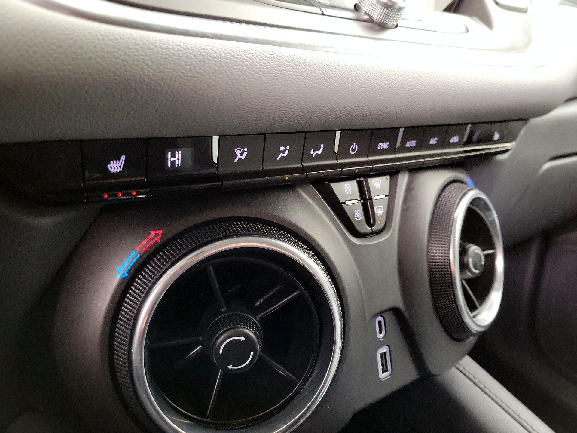 Thumbnail: 2020 Chevrolet Blazer - 16