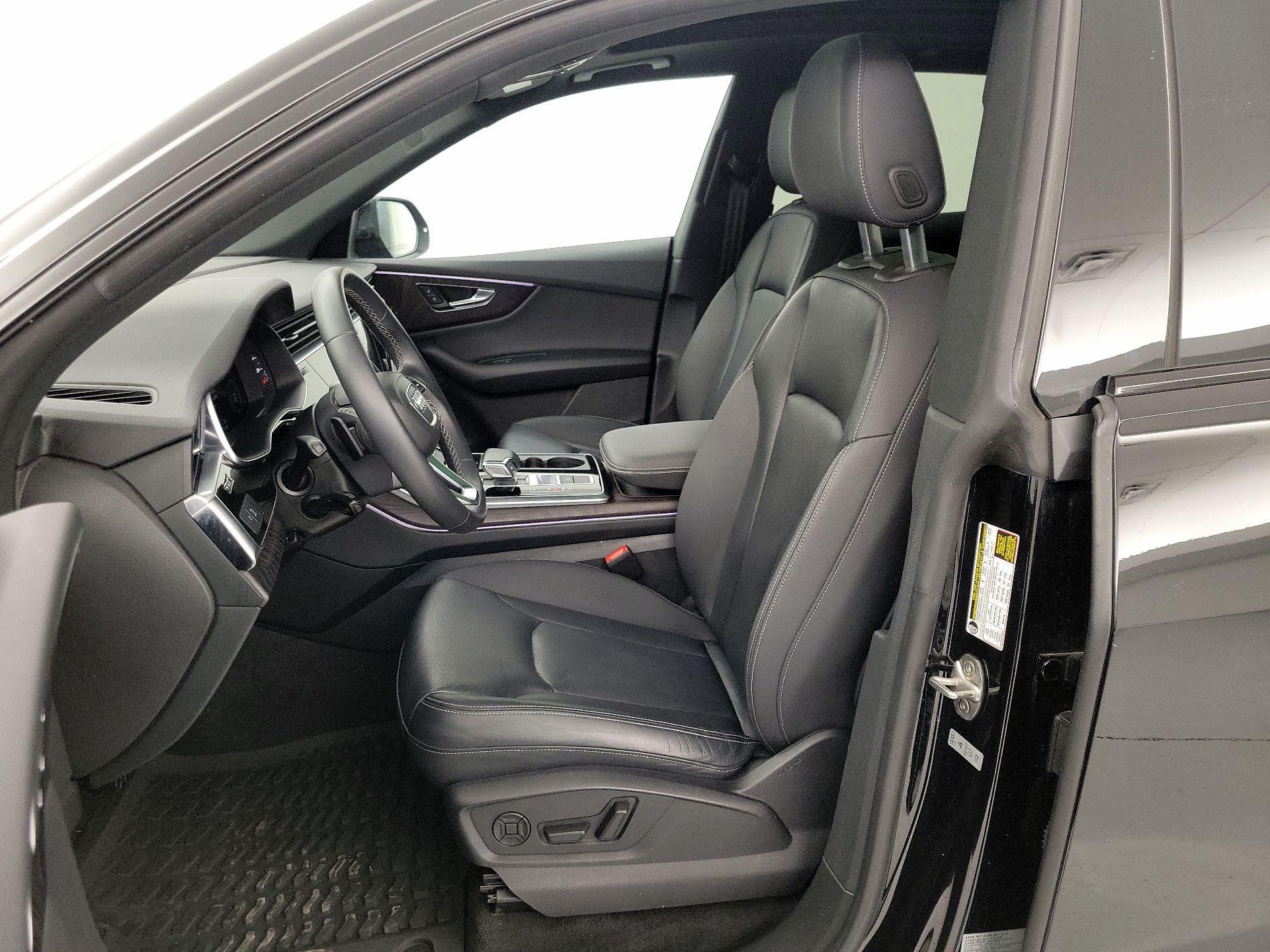 Thumbnail: 2021 Audi Q8 - 11