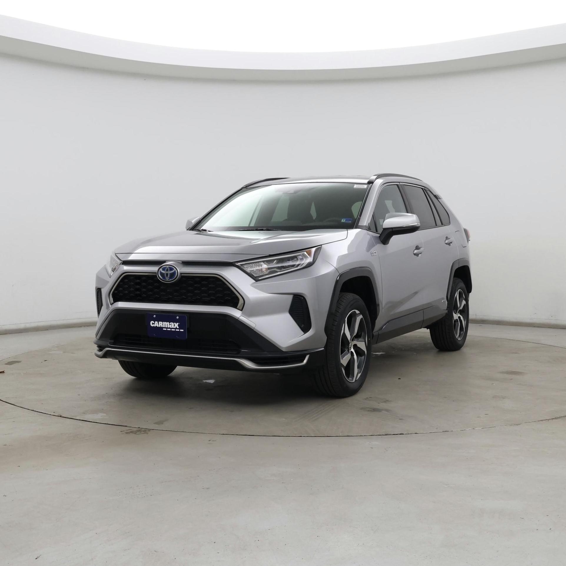 Thumbnail: 2021 Toyota RAV4 - 4