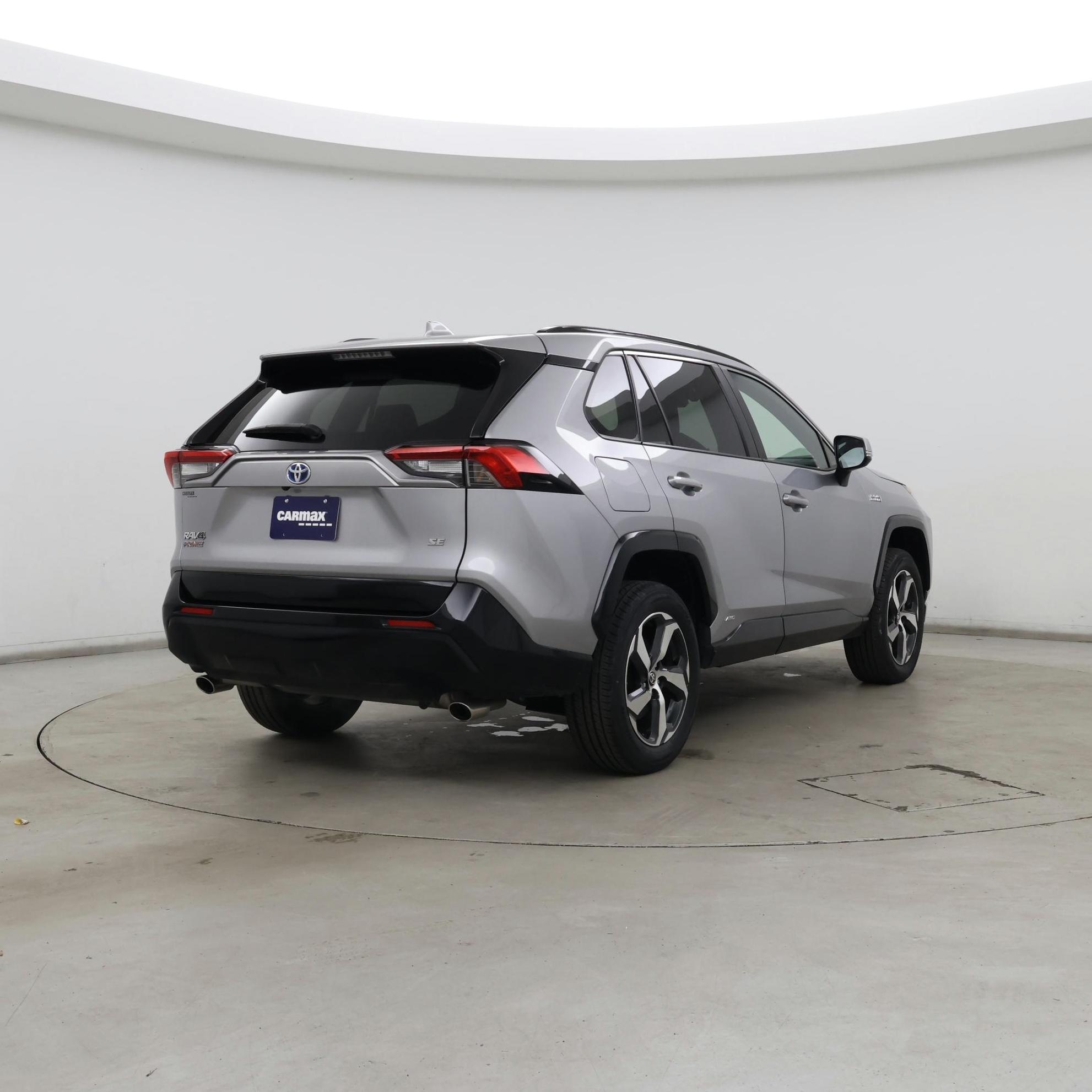 Thumbnail: 2021 Toyota RAV4 - 8