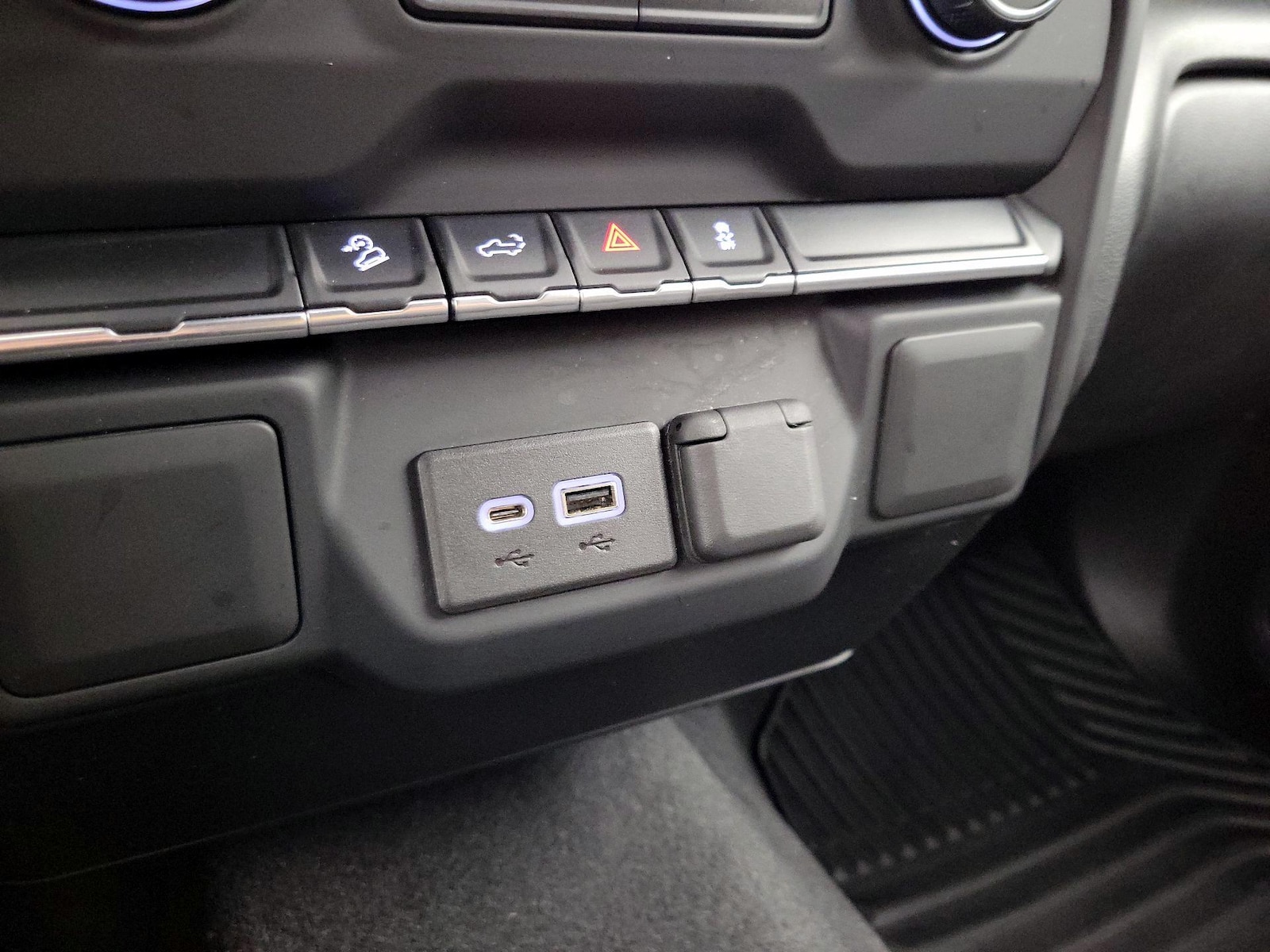 2021 Chevrolet Silverado 1500 Custom - Photo 19