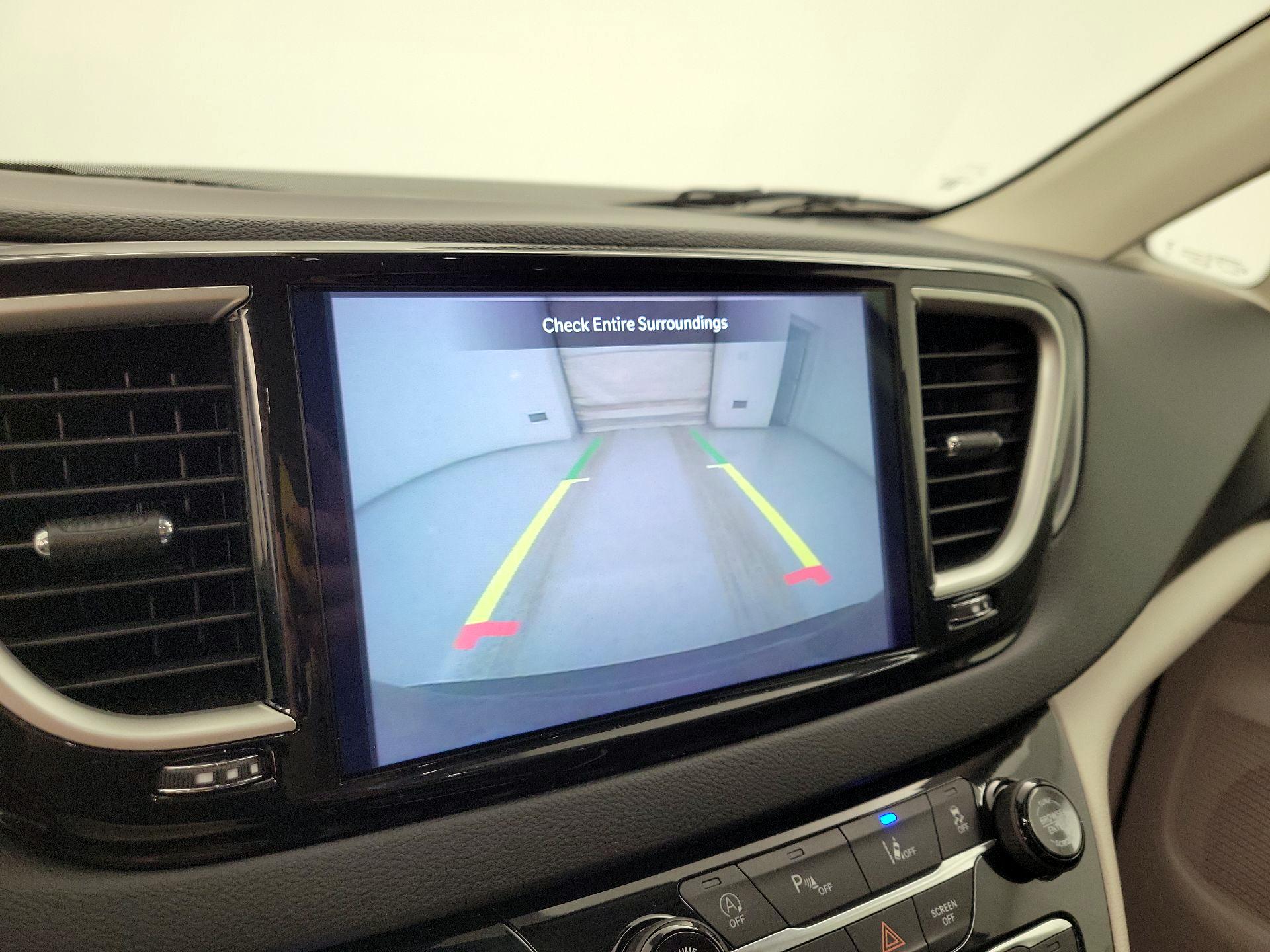 Thumbnail: 2023 Chrysler Pacifica - 14