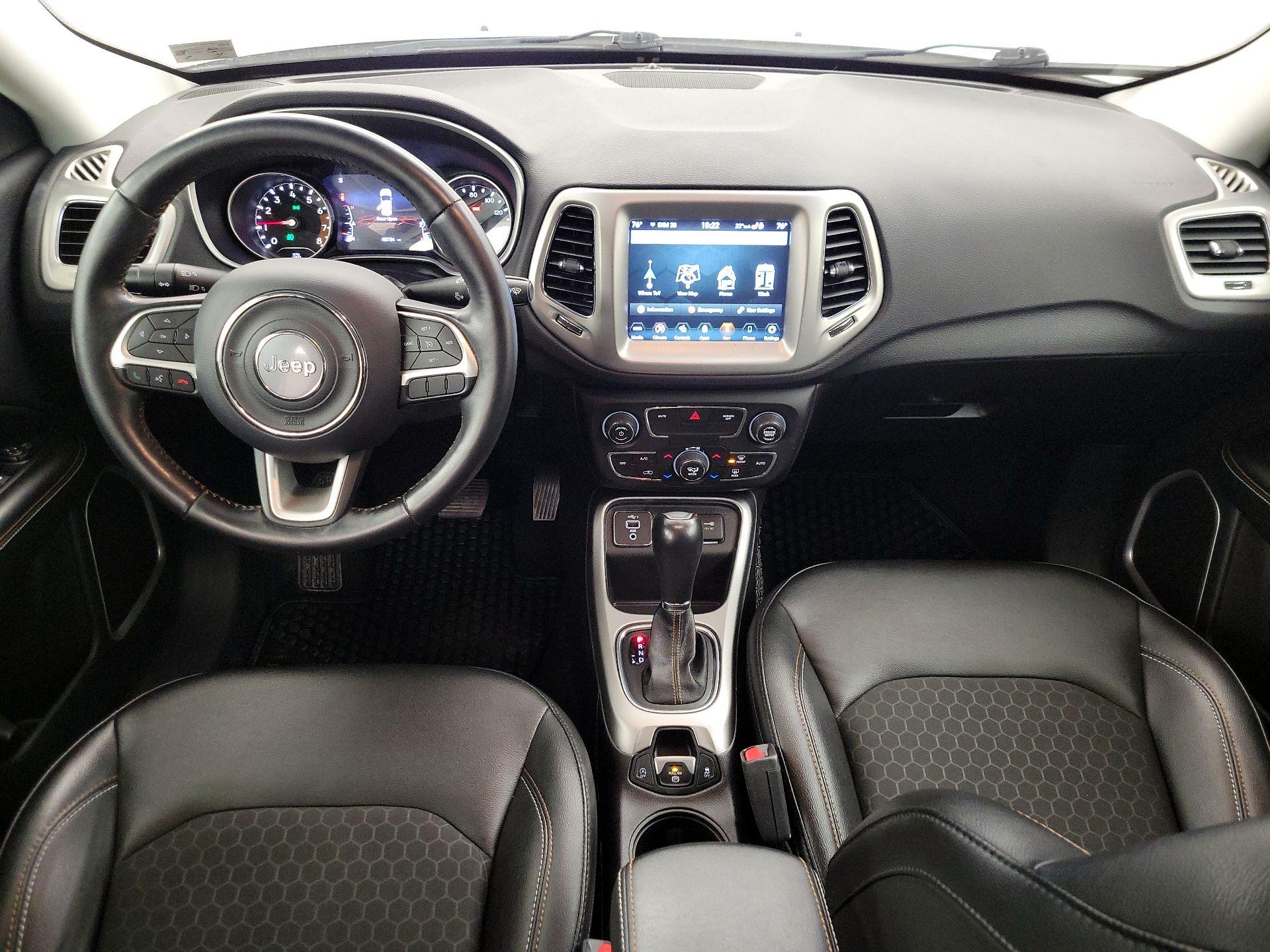 Thumbnail: 2020 Jeep Compass - 9