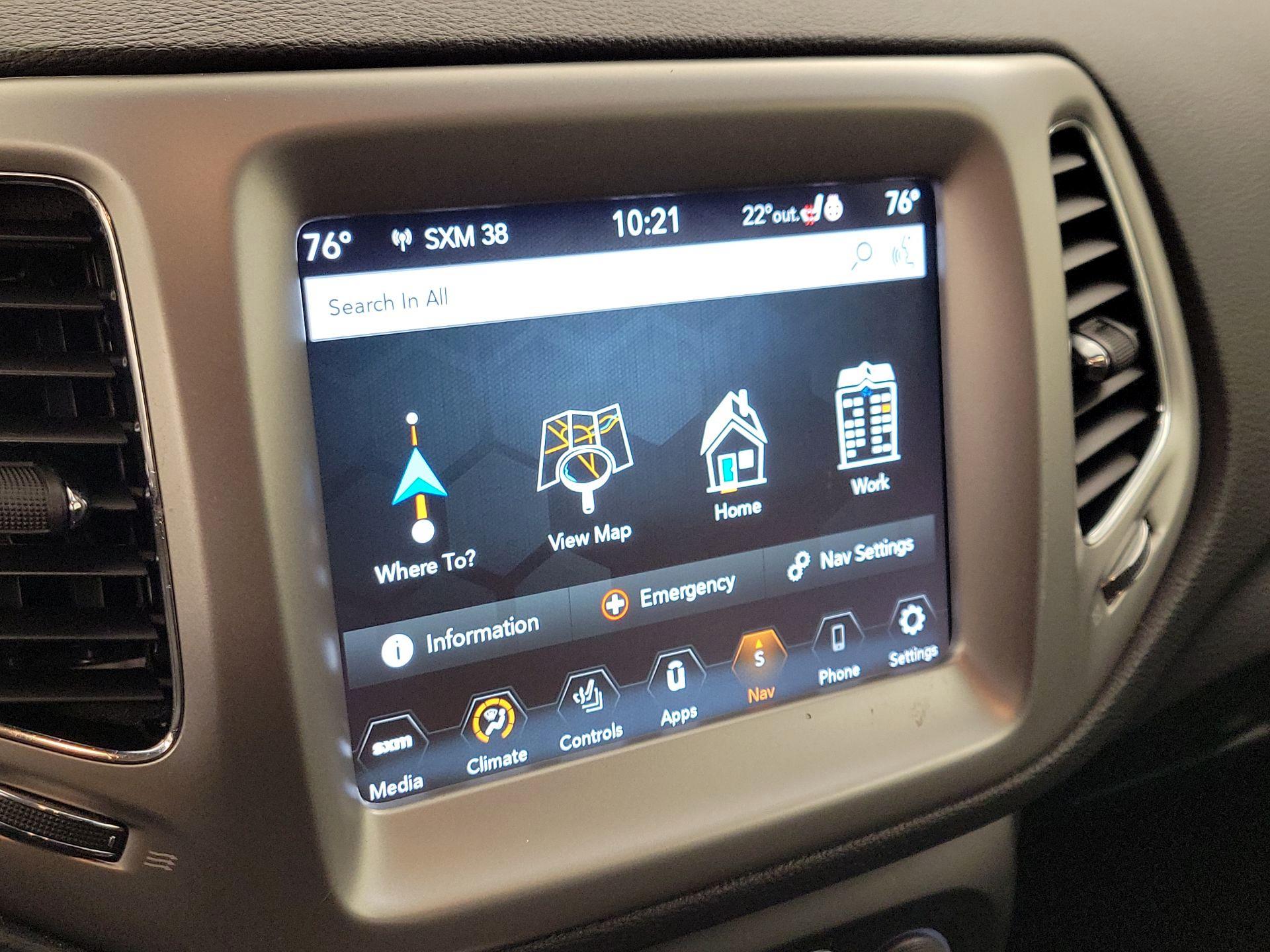 Thumbnail: 2020 Jeep Compass - 14