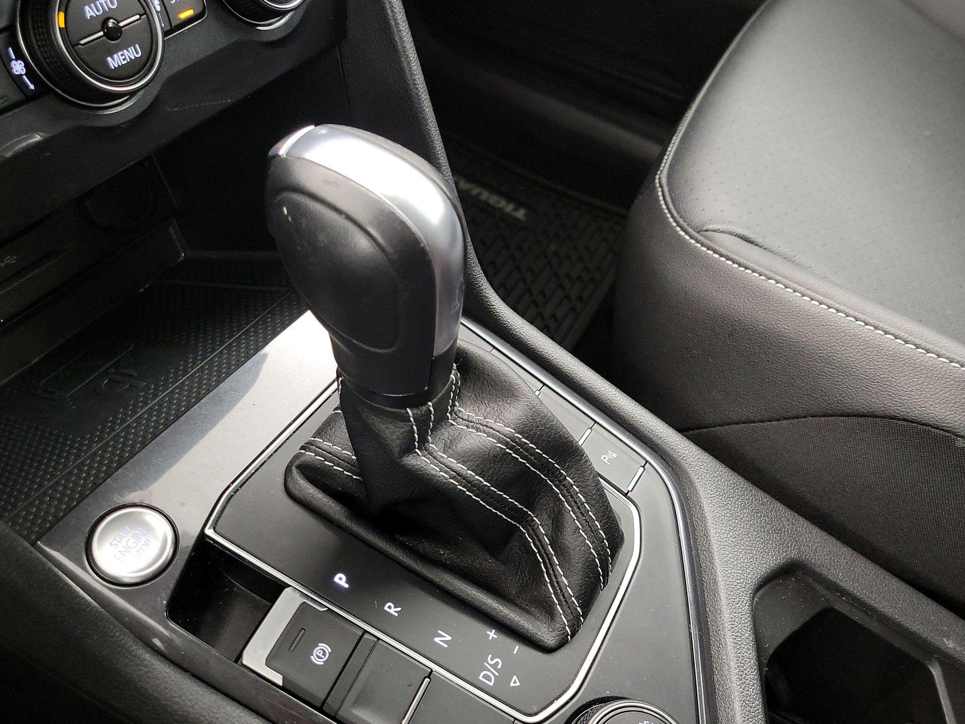 Thumbnail: 2021 Volkswagen Tiguan - 18