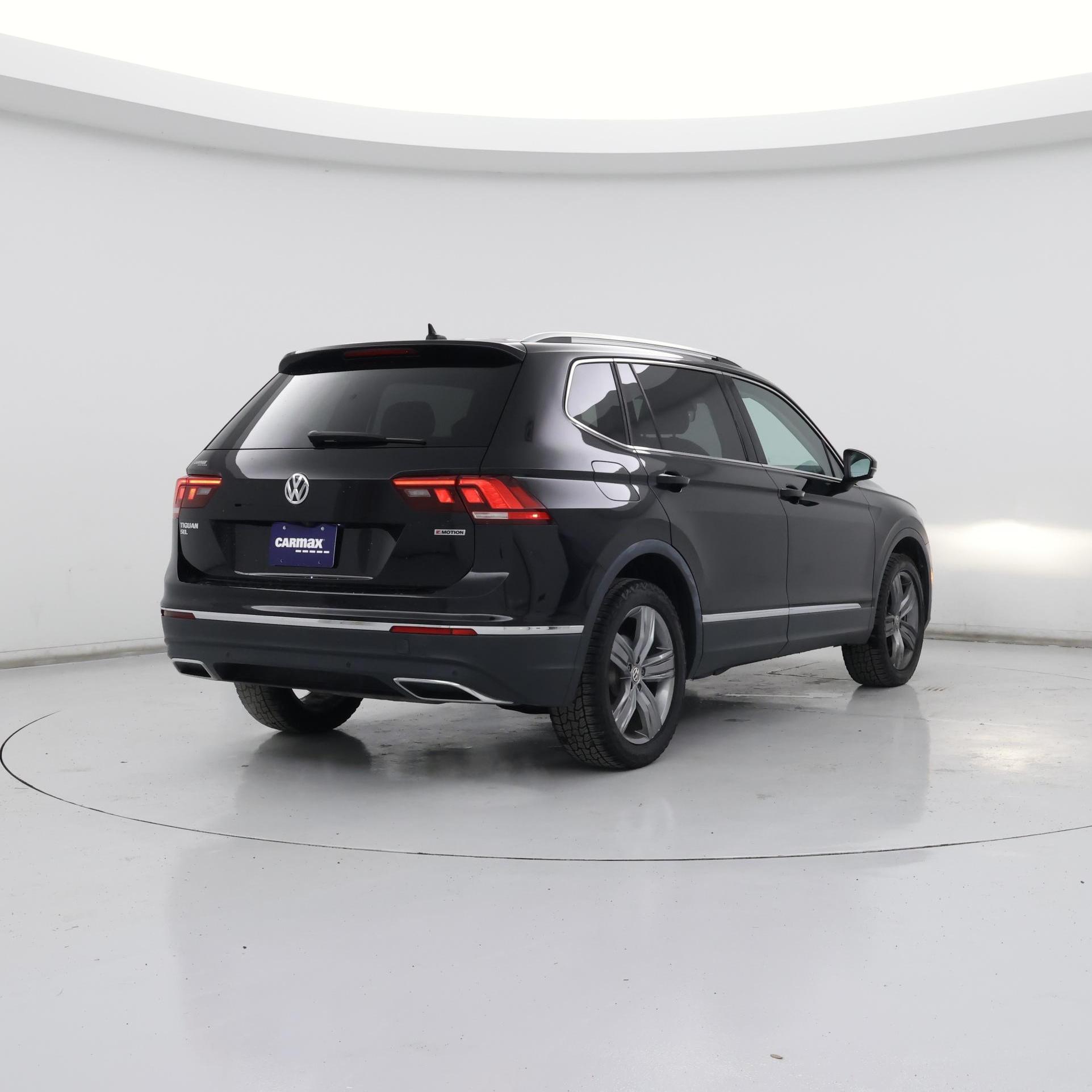Thumbnail: 2021 Volkswagen Tiguan - 8