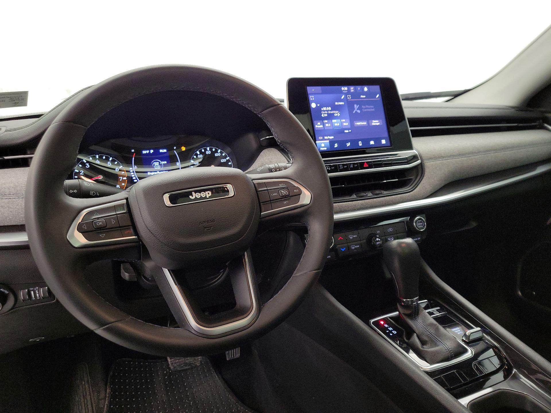 Thumbnail: 2022 Jeep Compass - 9