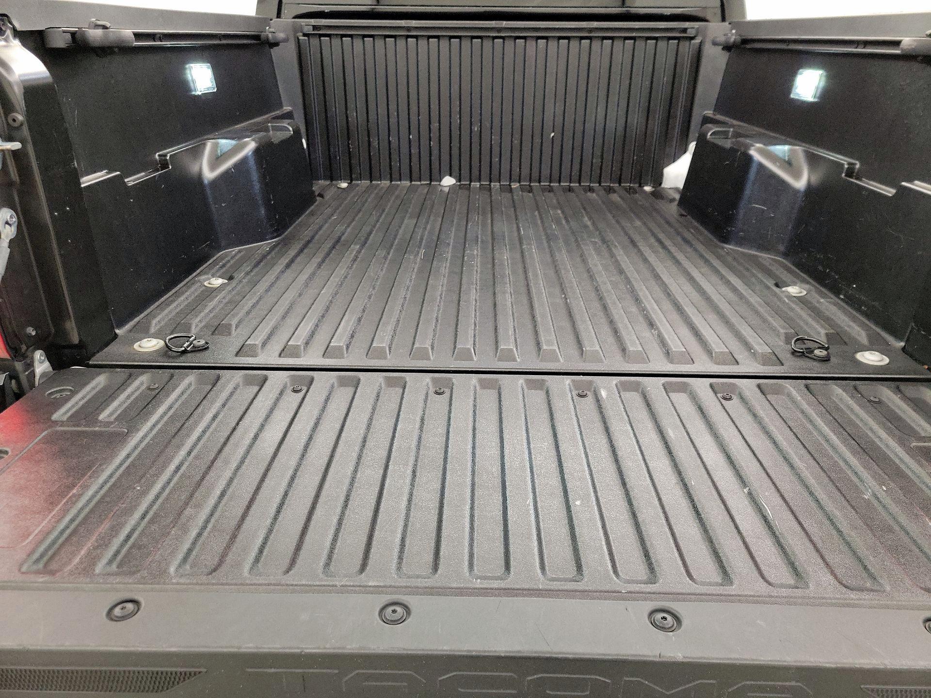 Thumbnail: 2024 Toyota Tacoma - 20