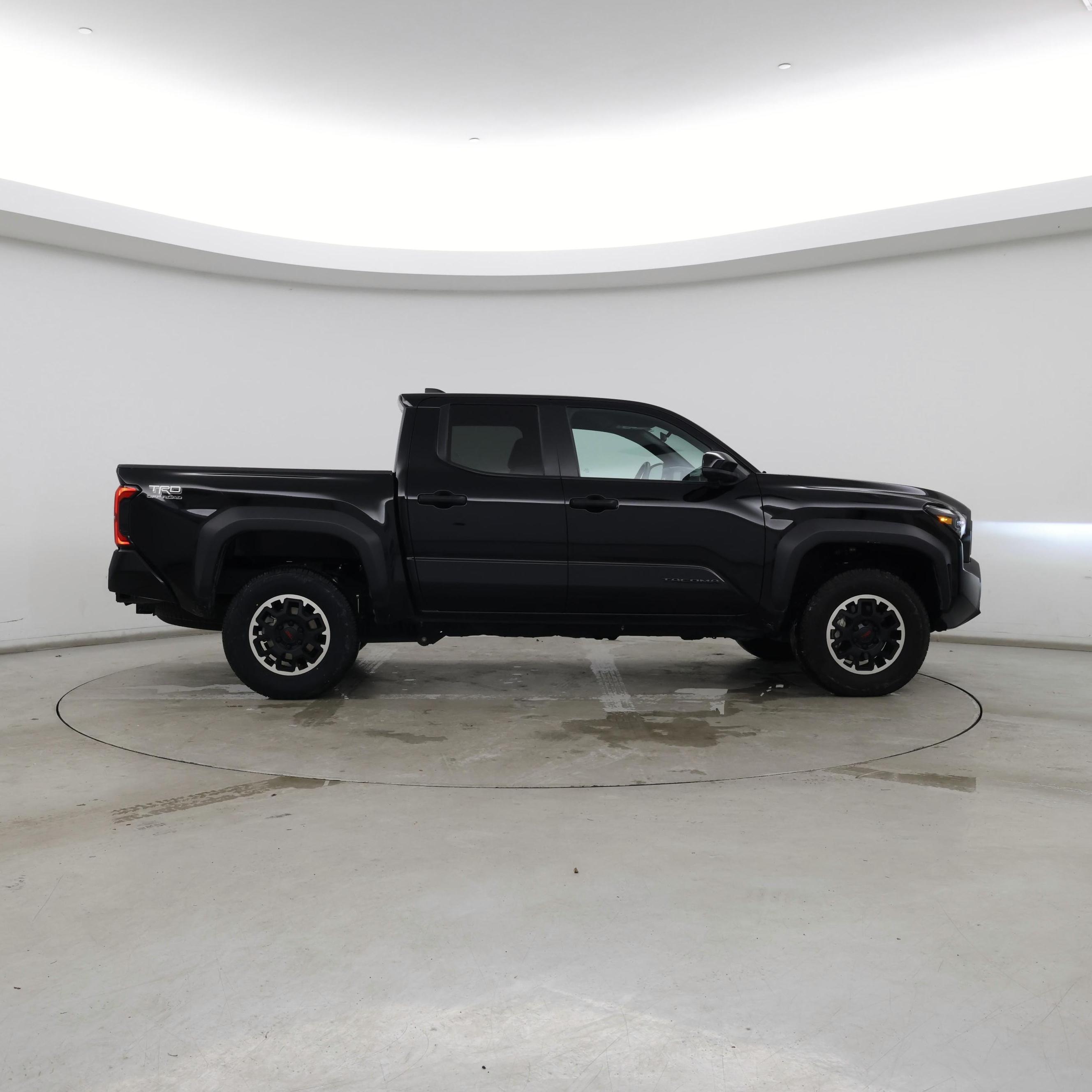 Thumbnail: 2024 Toyota Tacoma - 7