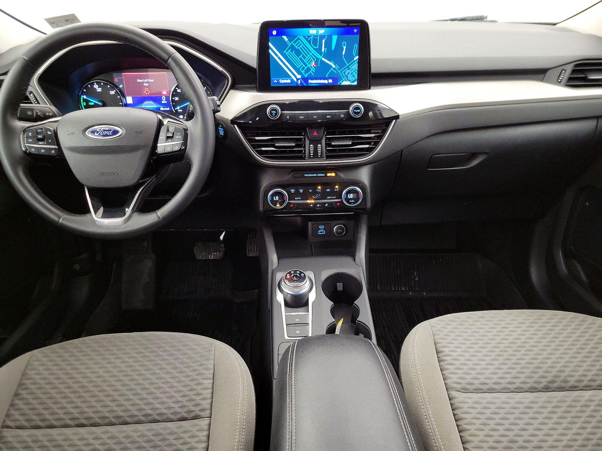 Thumbnail: 2021 Ford Escape - 9