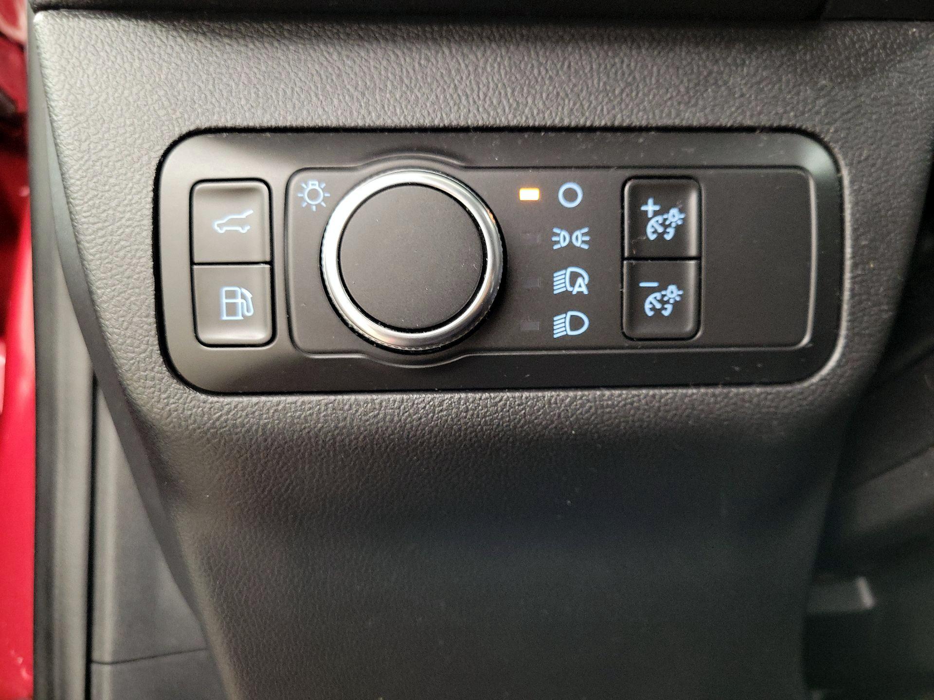 Thumbnail: 2021 Ford Escape - 13