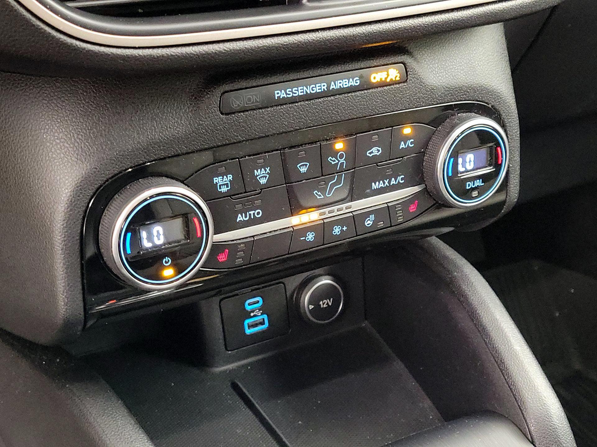 Thumbnail: 2021 Ford Escape - 17