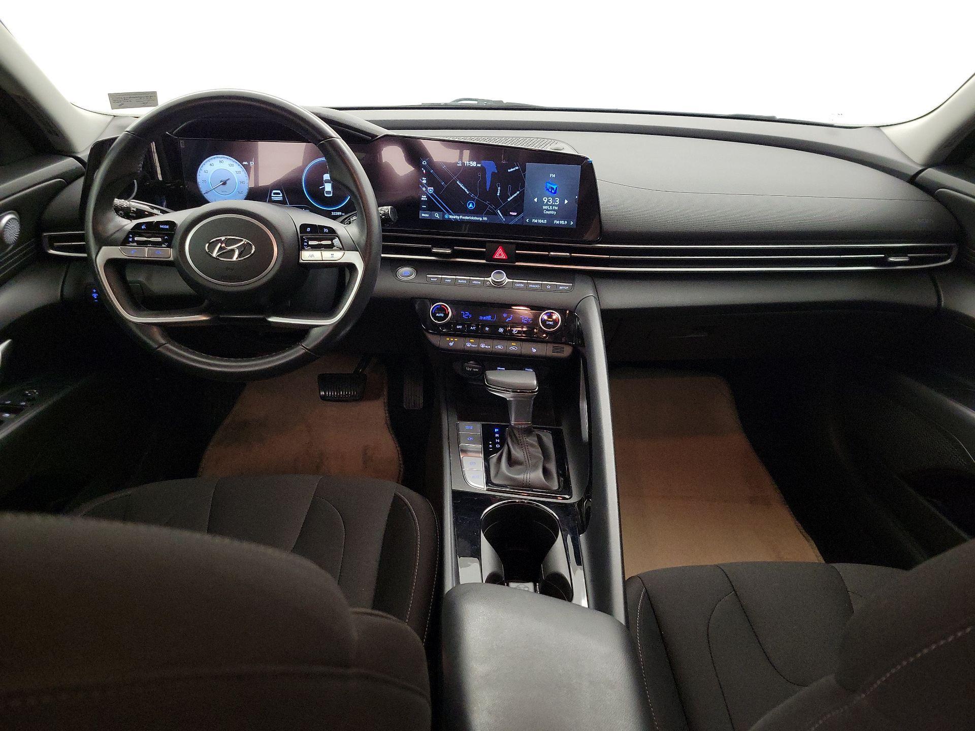 Thumbnail: 2023 Hyundai Elantra - 9