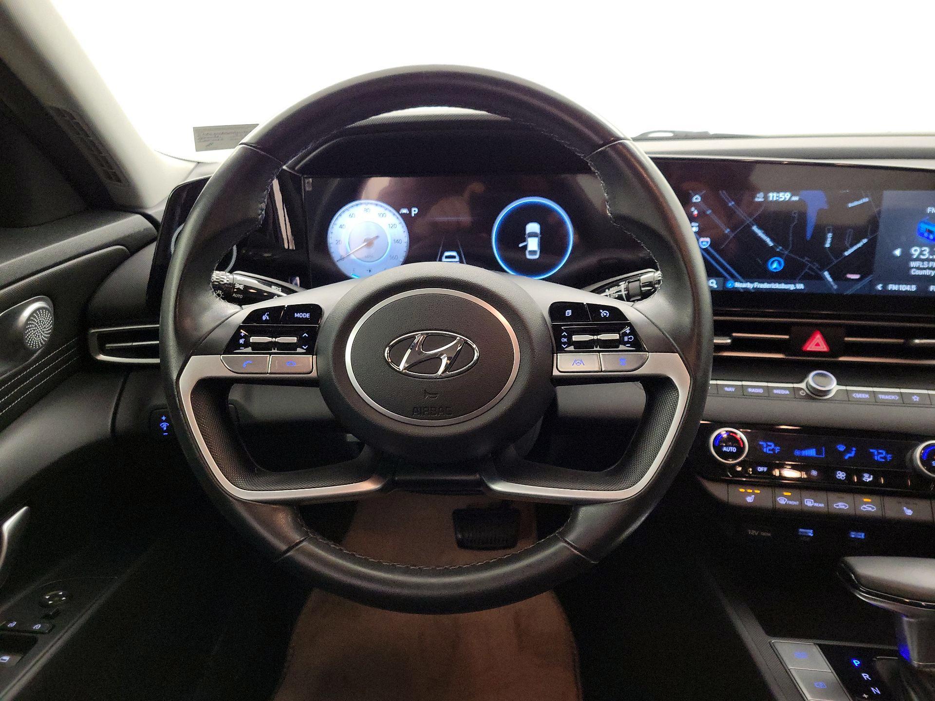 Thumbnail: 2023 Hyundai Elantra - 10