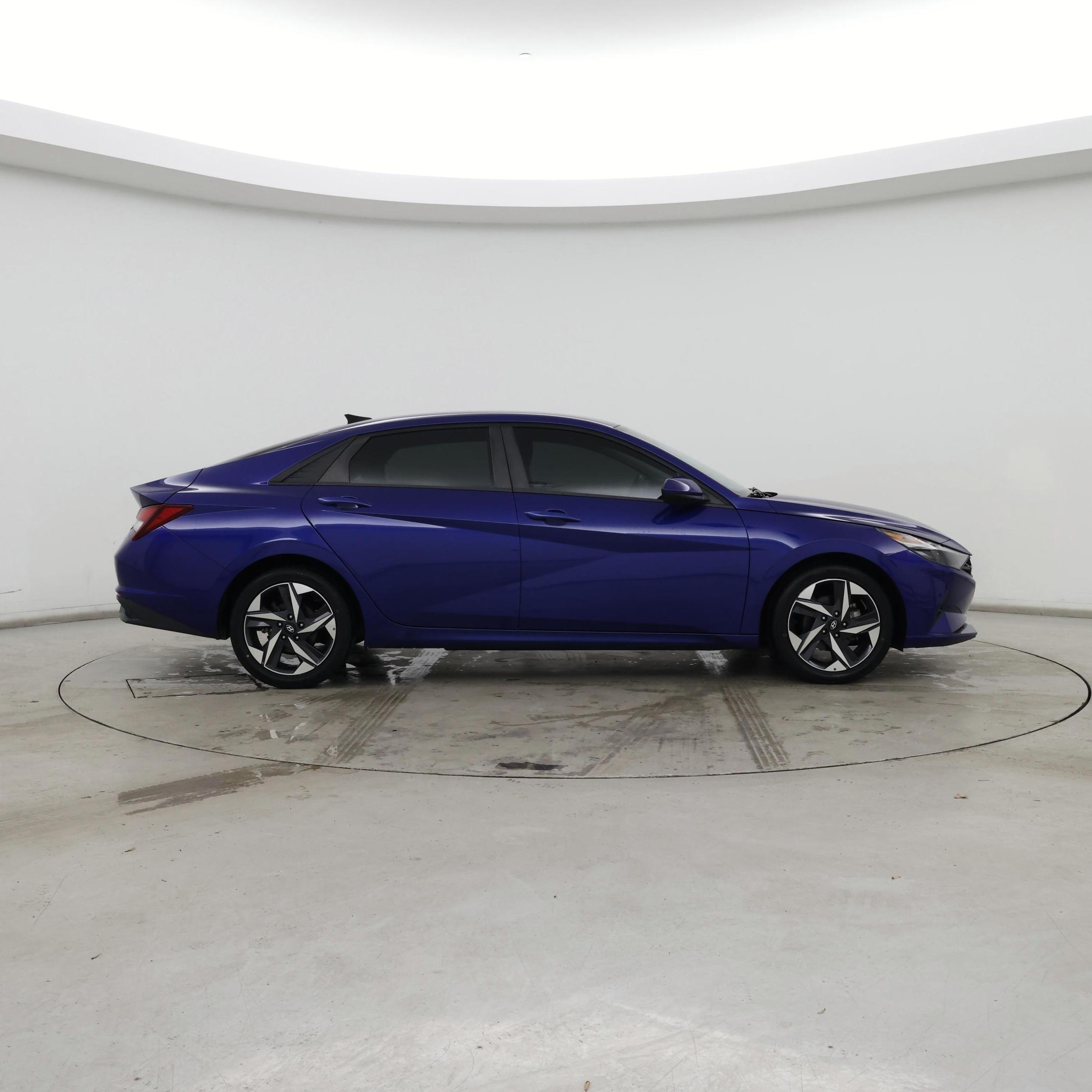 Thumbnail: 2023 Hyundai Elantra - 7