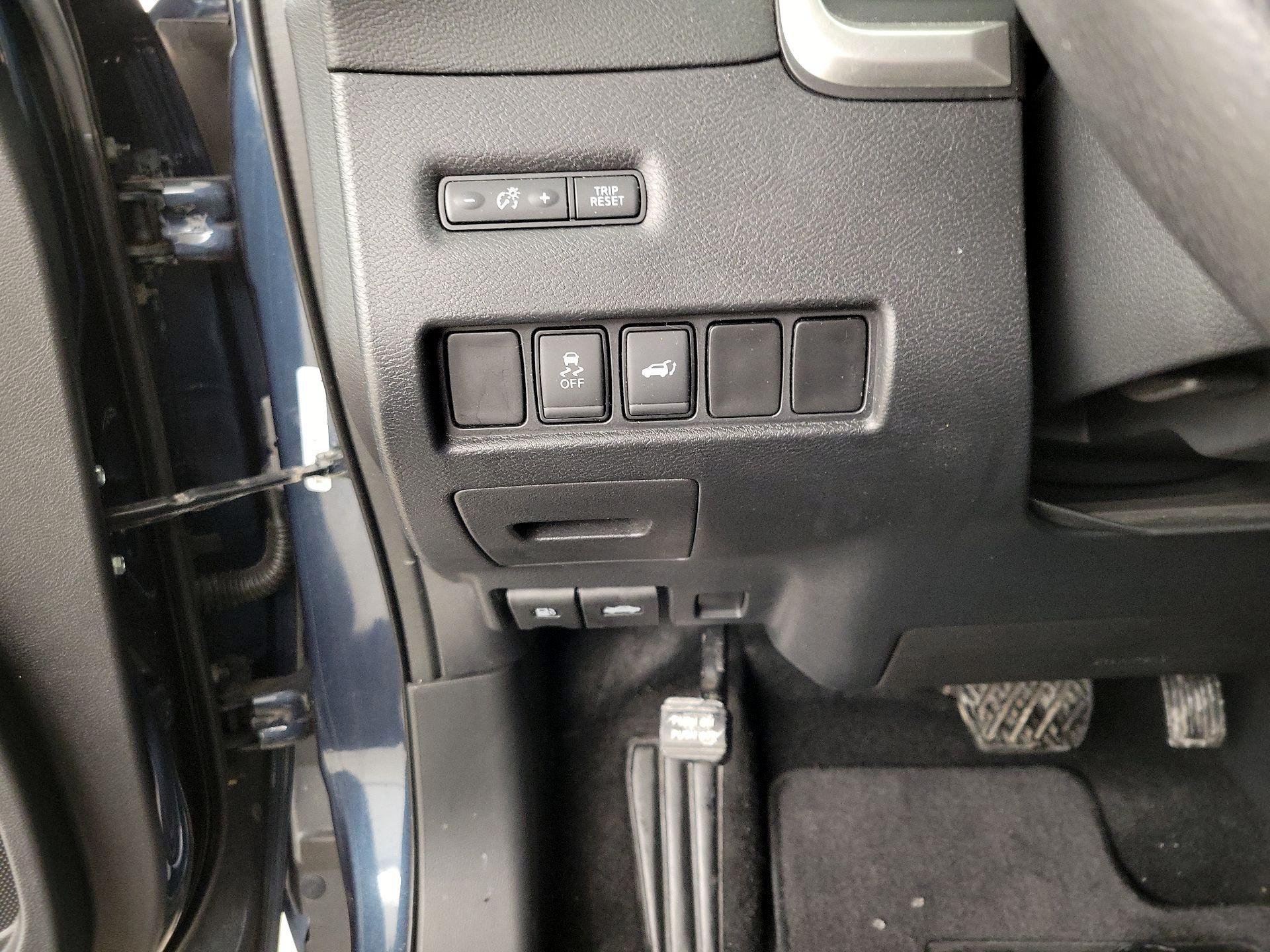 Thumbnail: 2017 Nissan Murano - 13