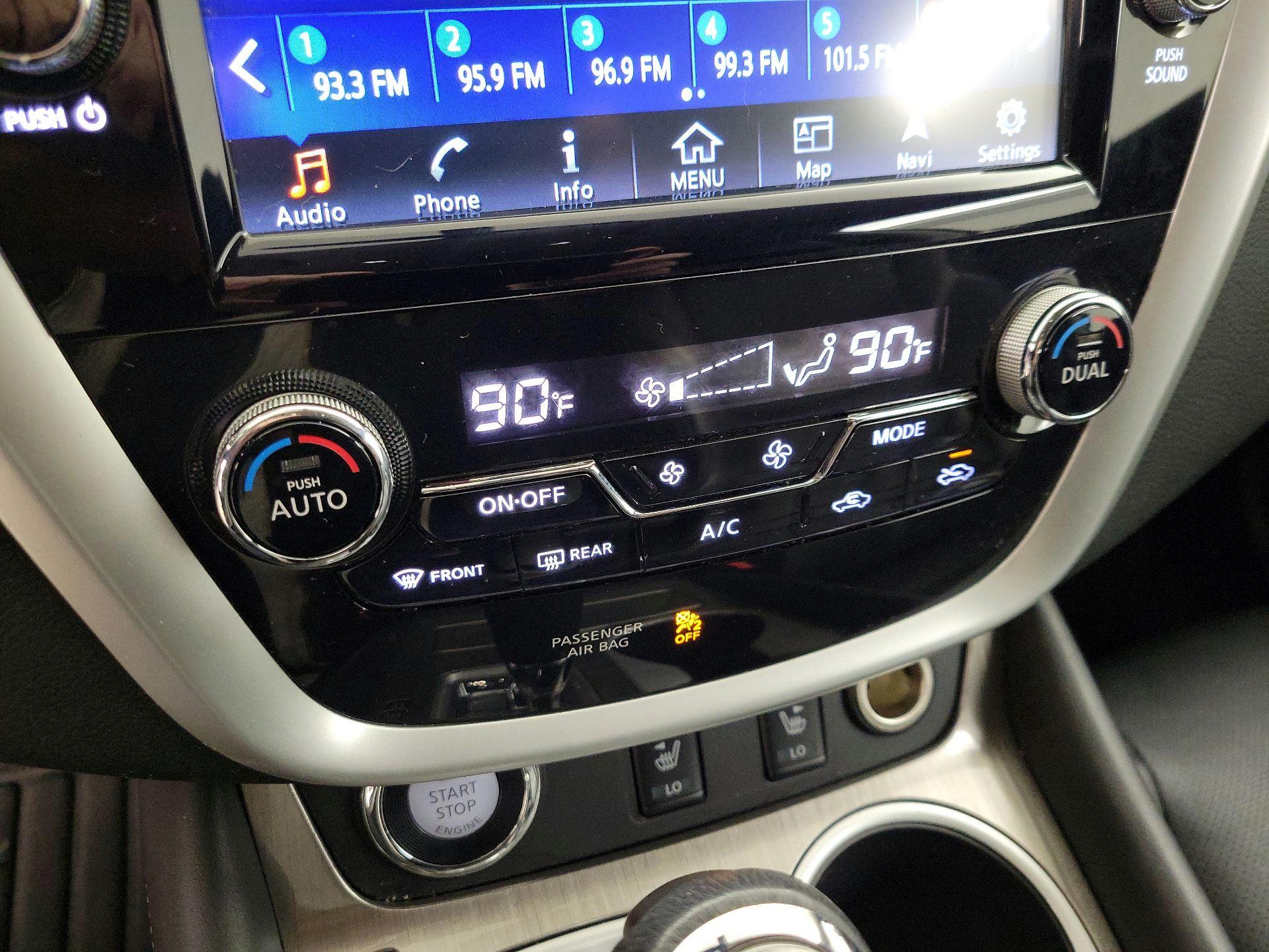 Thumbnail: 2017 Nissan Murano - 17