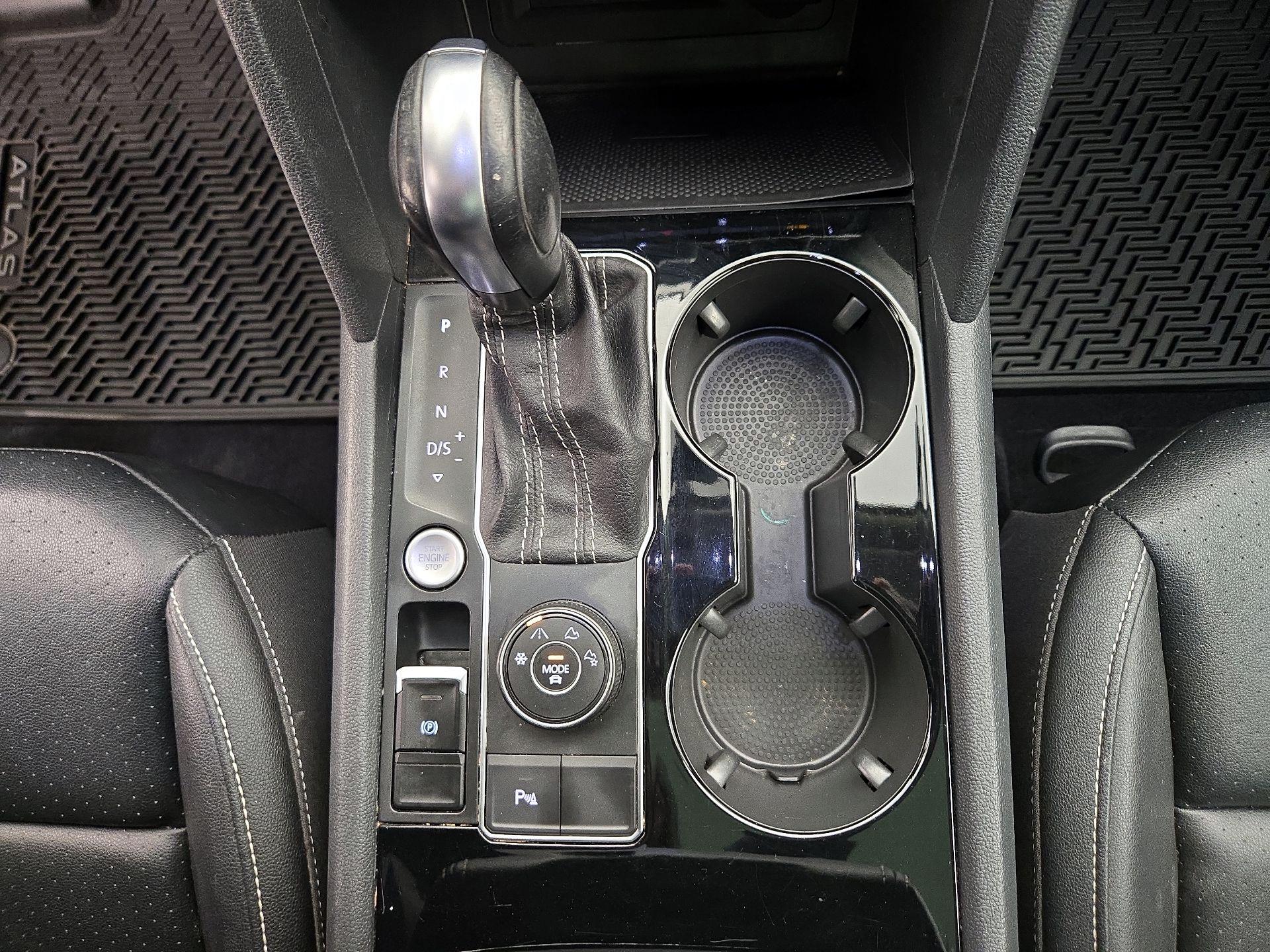 Thumbnail: 2022 Volkswagen Atlas - 17