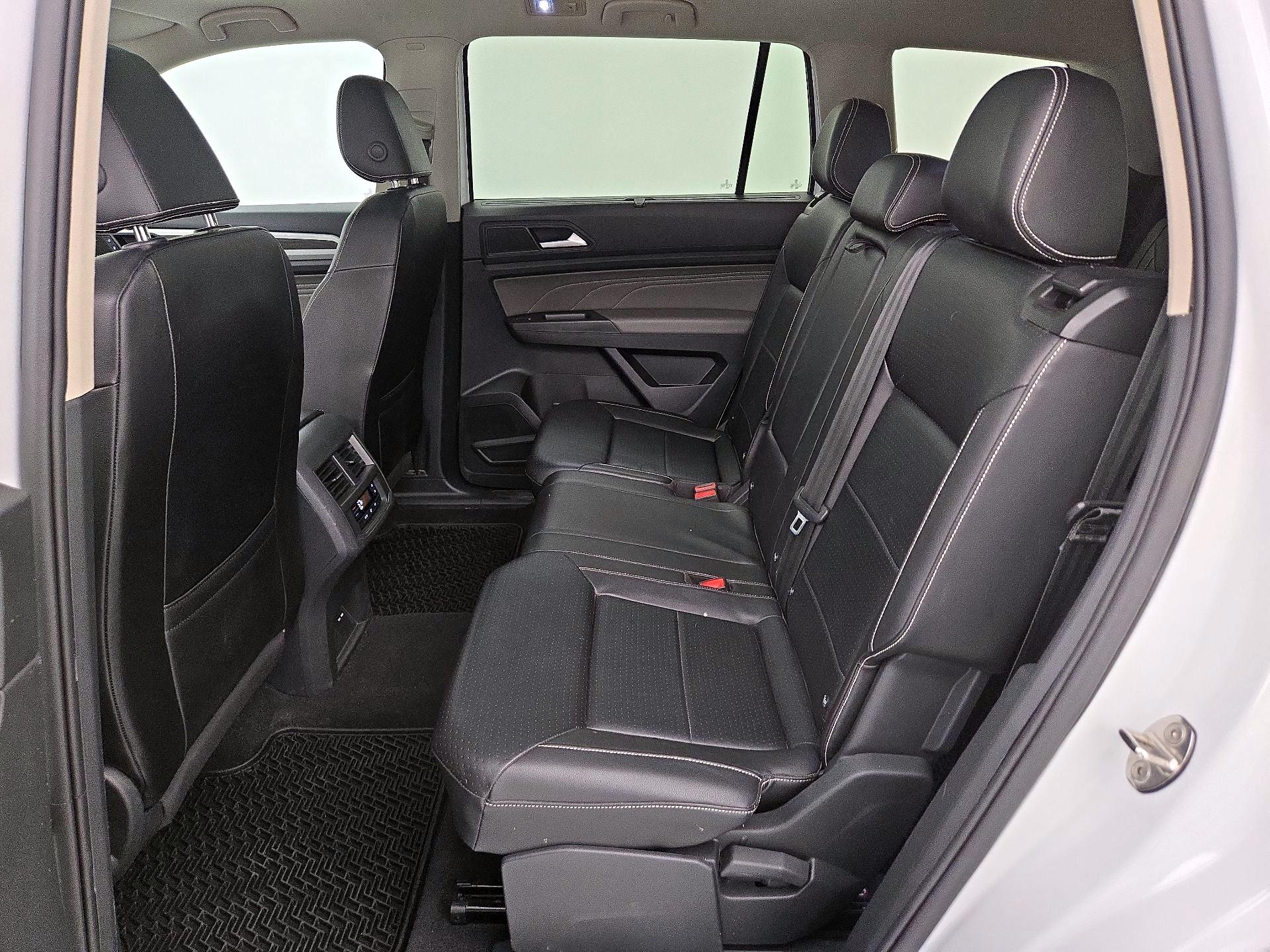 Thumbnail: 2022 Volkswagen Atlas - 20